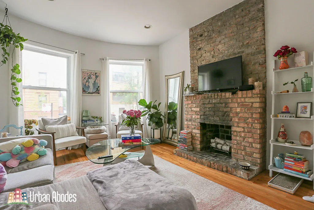 1515 W CORNELIA AVE 60657-unit#F2-Chicago-IL