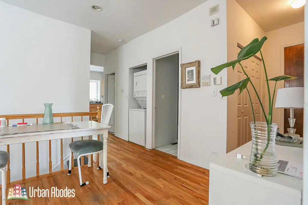 1515 W CORNELIA AVE 60657-unit#F2-Chicago-IL