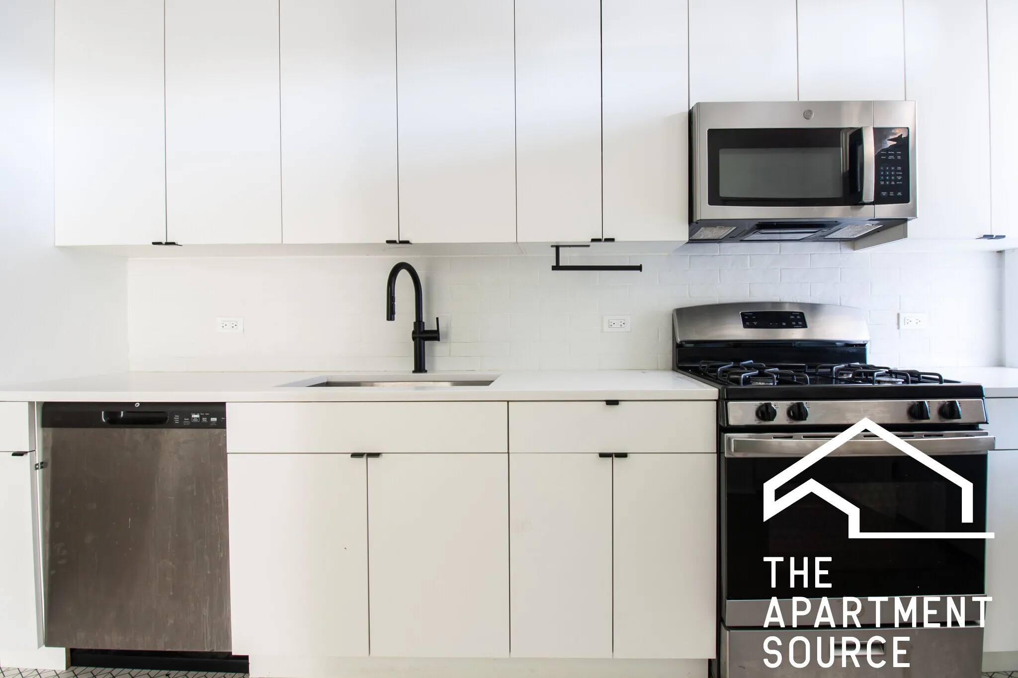 6331 N WAYNE AVE 60660-unit#1S-Chicago-IL