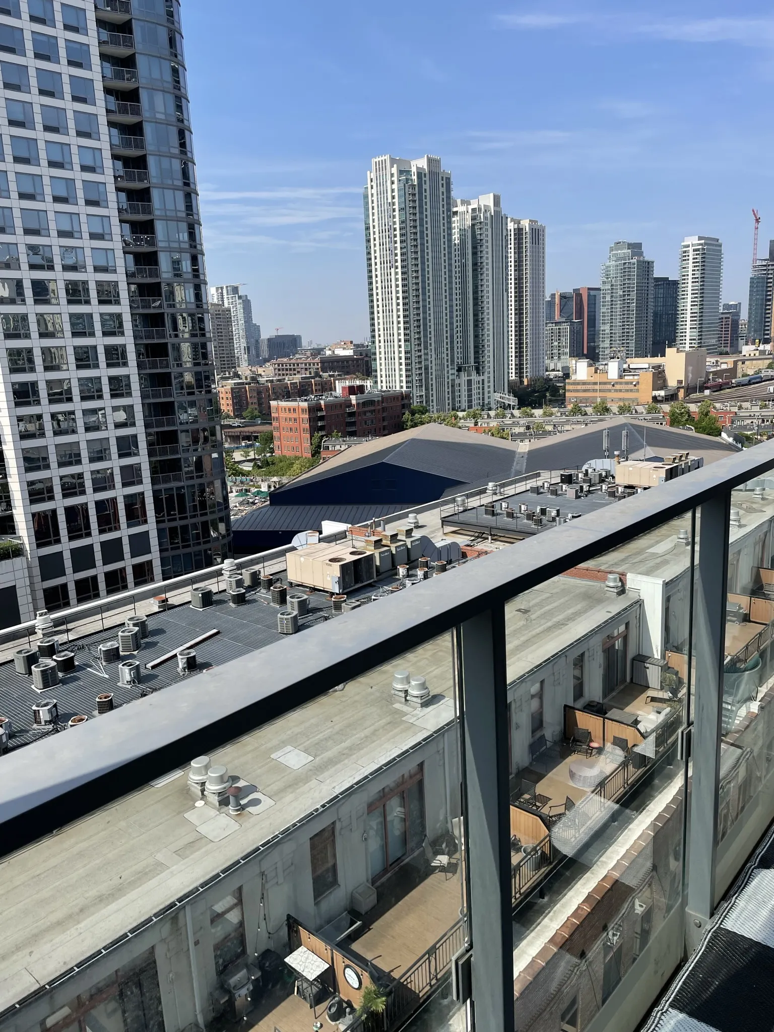 369 W GRAND AVE 60654-Luxury Short Term Sublease-unit#1310-Chicago-IL