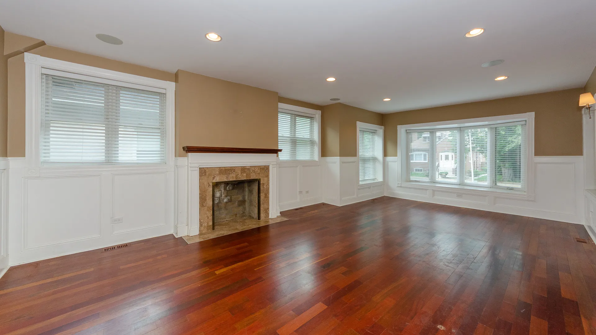 4953 N BERNARD ST 60625-Chicago-IL