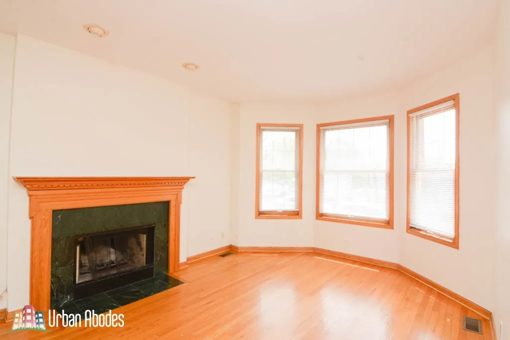 1958 W DIVERSEY PKWY 60614-unit#2-Chicago-IL