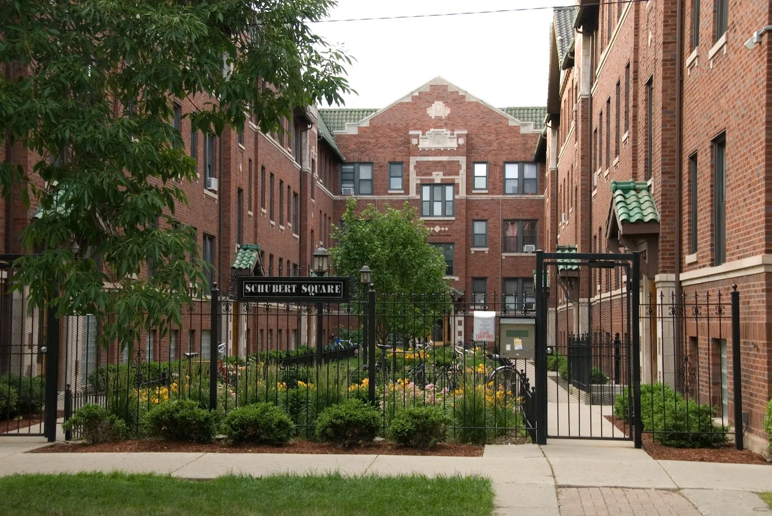 3306 W SCHUBERT AVE 60647-unit#2O-Chicago-IL