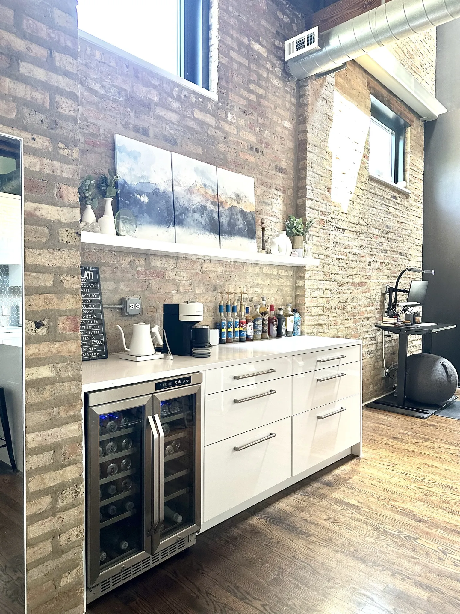 3201 N SEMINARY AVE 60657-unit#209-Chicago-IL