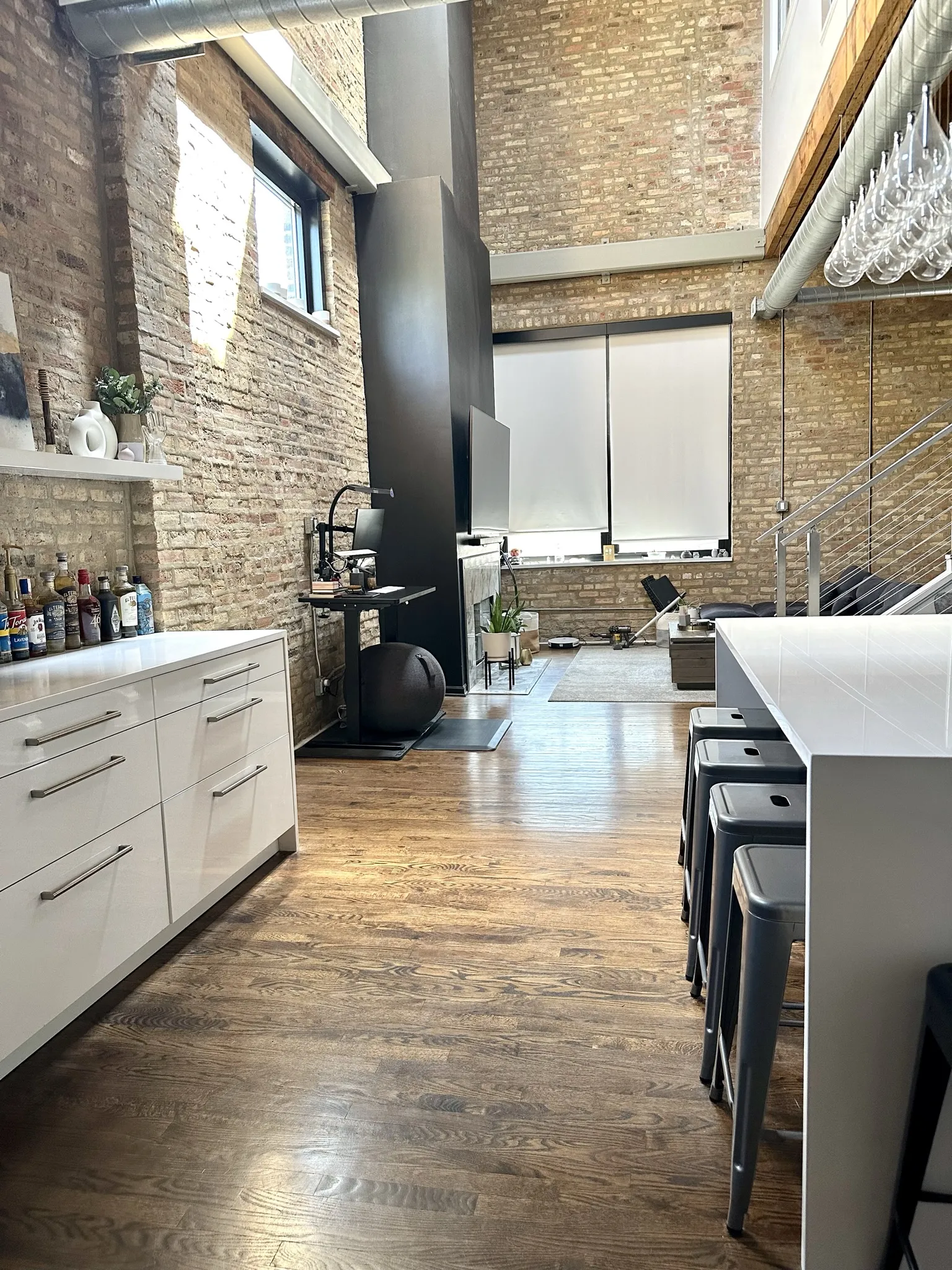 3201 N SEMINARY AVE 60657-unit#209-Chicago-IL