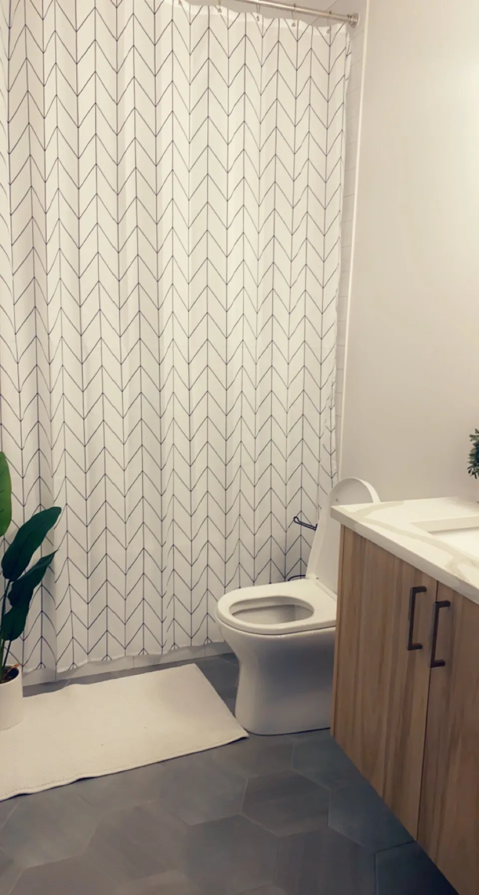 2423 W FULLERTON AVE 60647-unit#2G-Chicago-IL