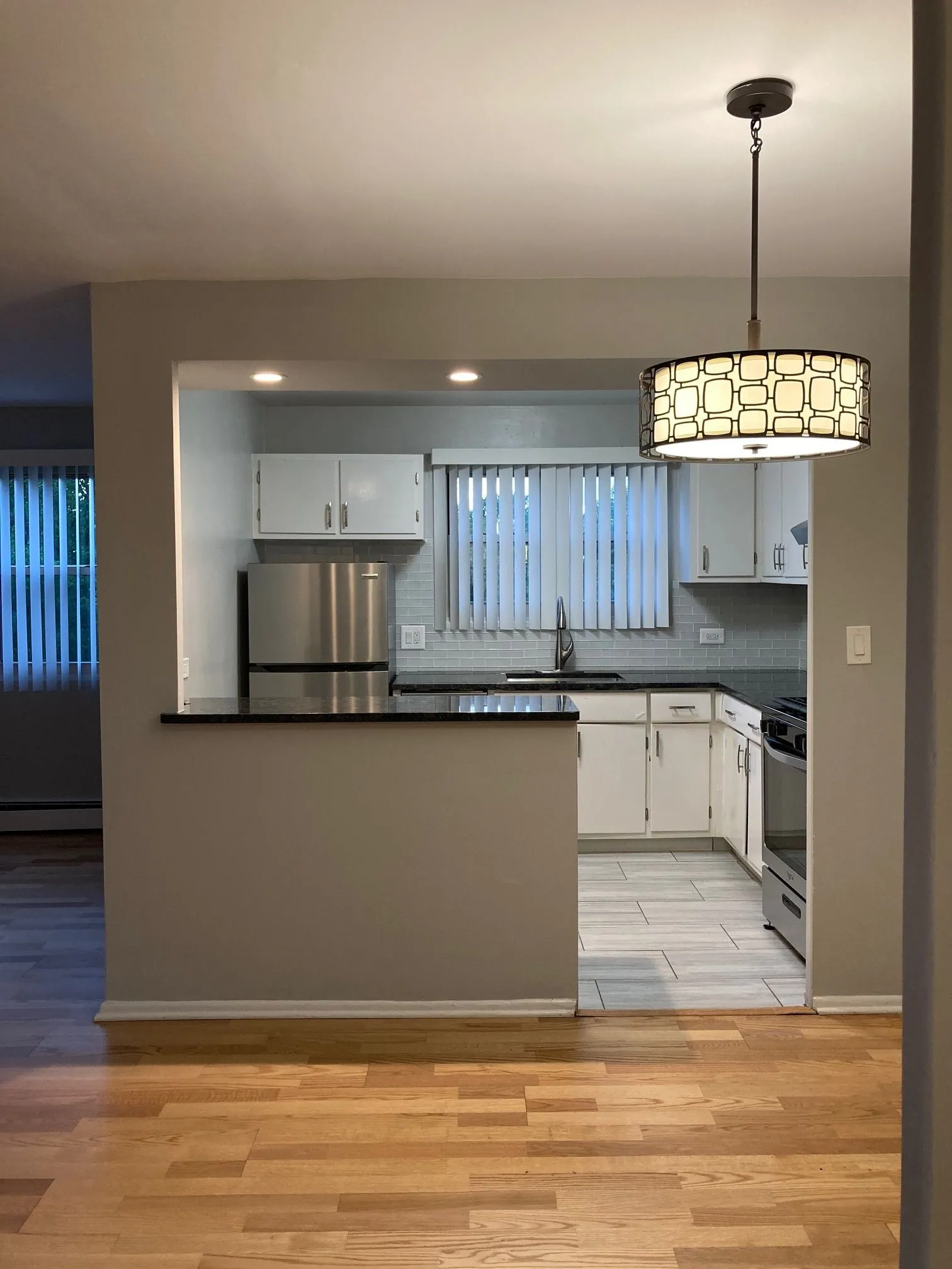 1447 W TOUHY AVE 60626-unit#405-Chicago-IL