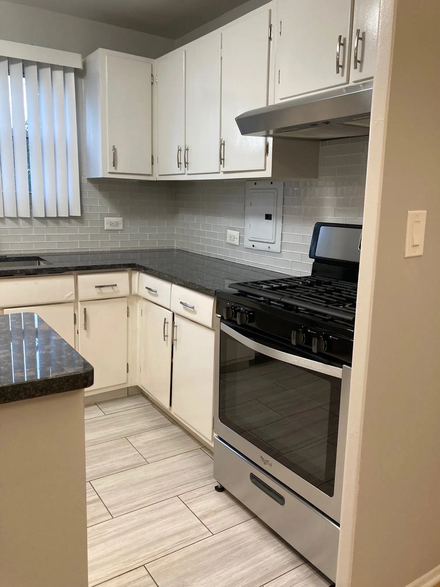 1447 W TOUHY AVE 60626-unit#405-Chicago-IL