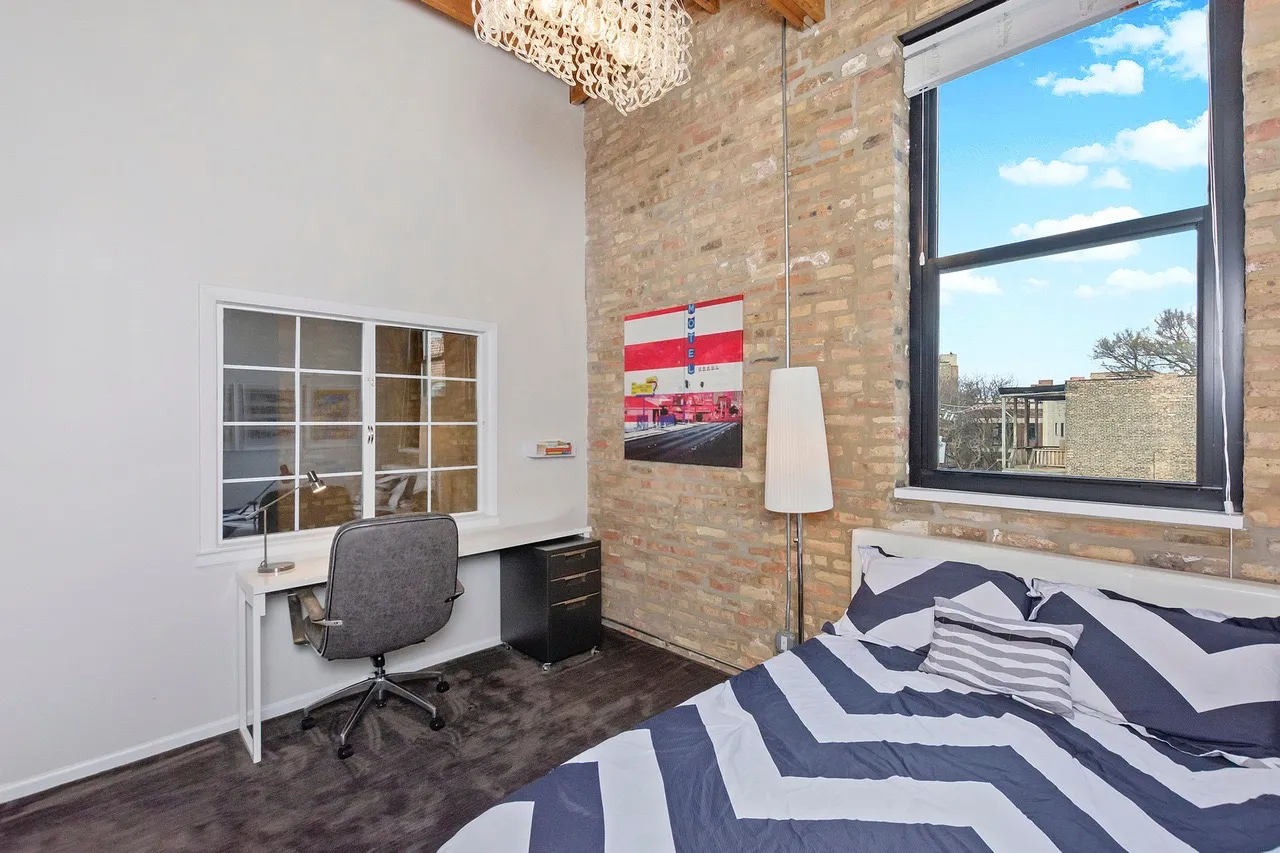 3201 N SEMINARY AVE 60657-unit#209-Chicago-IL