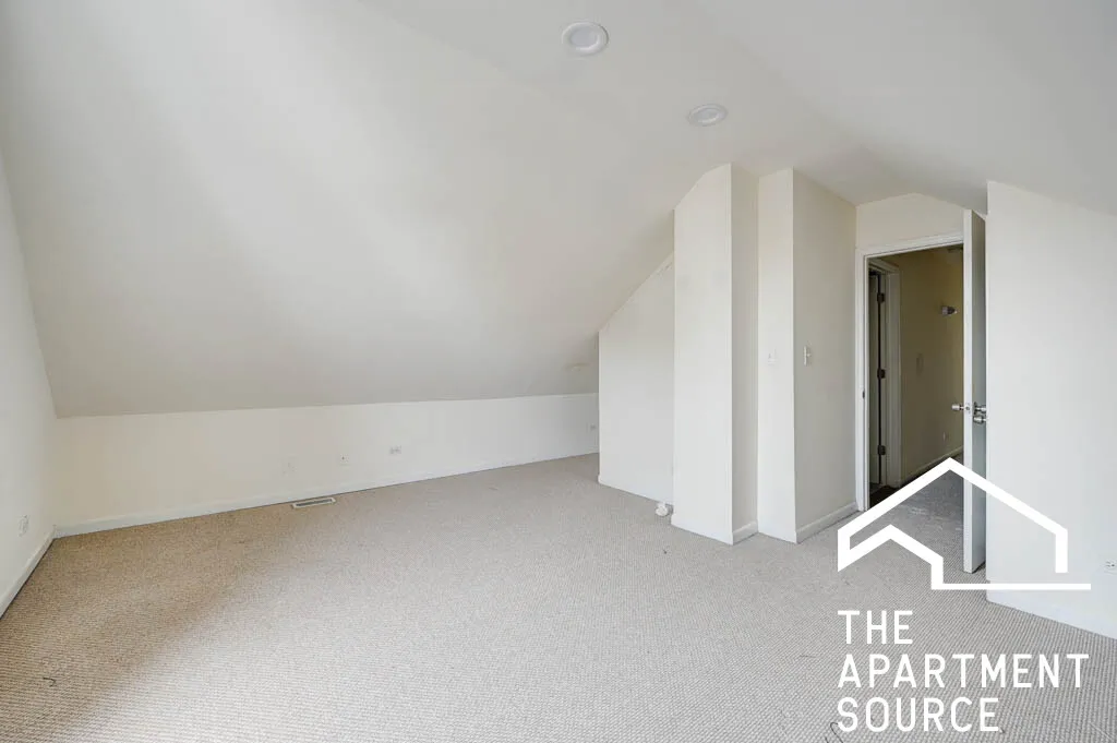 1254 N GREENVIEW AVE 60642-unit#002-Chicago-IL