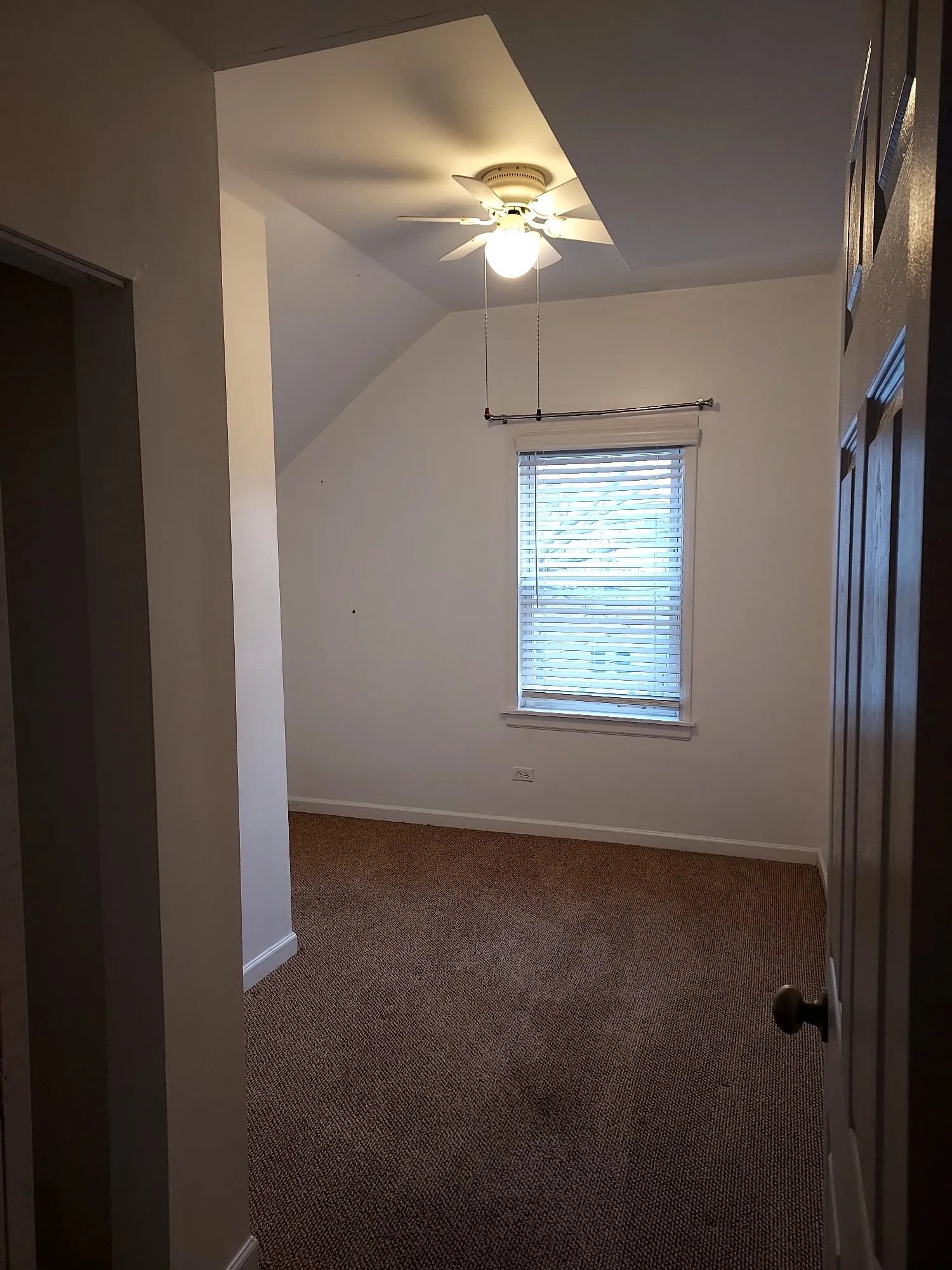 2516 W LYNDALE ST 60647-unit#Apt2-Chicago-IL