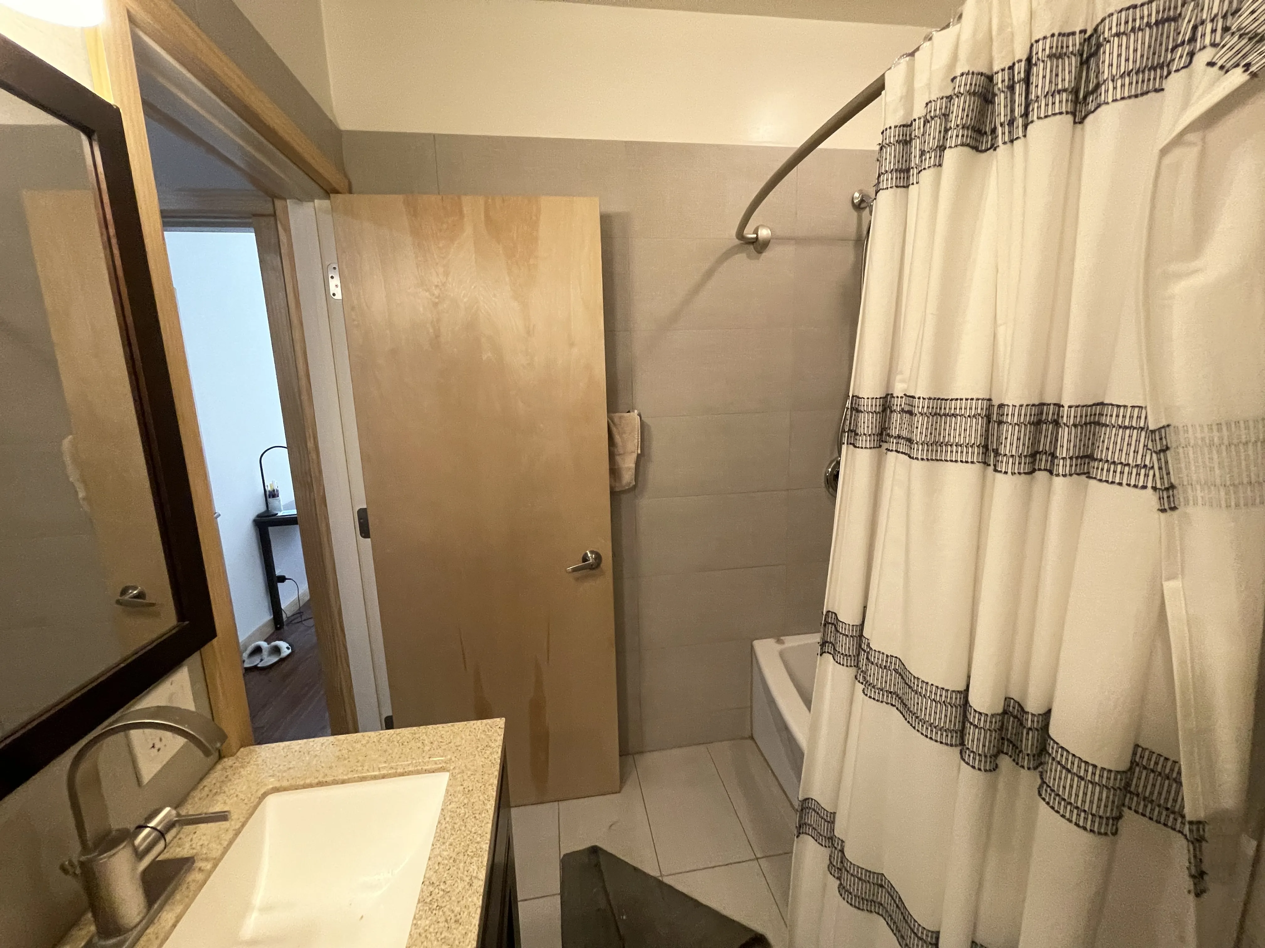 1822  RIDGE AVE 60201-Ridge Suites-unit#A185-Chicago-IL
