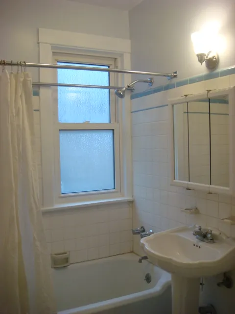 1521 W VICTORIA ST 60660-unit#2-Chicago-IL