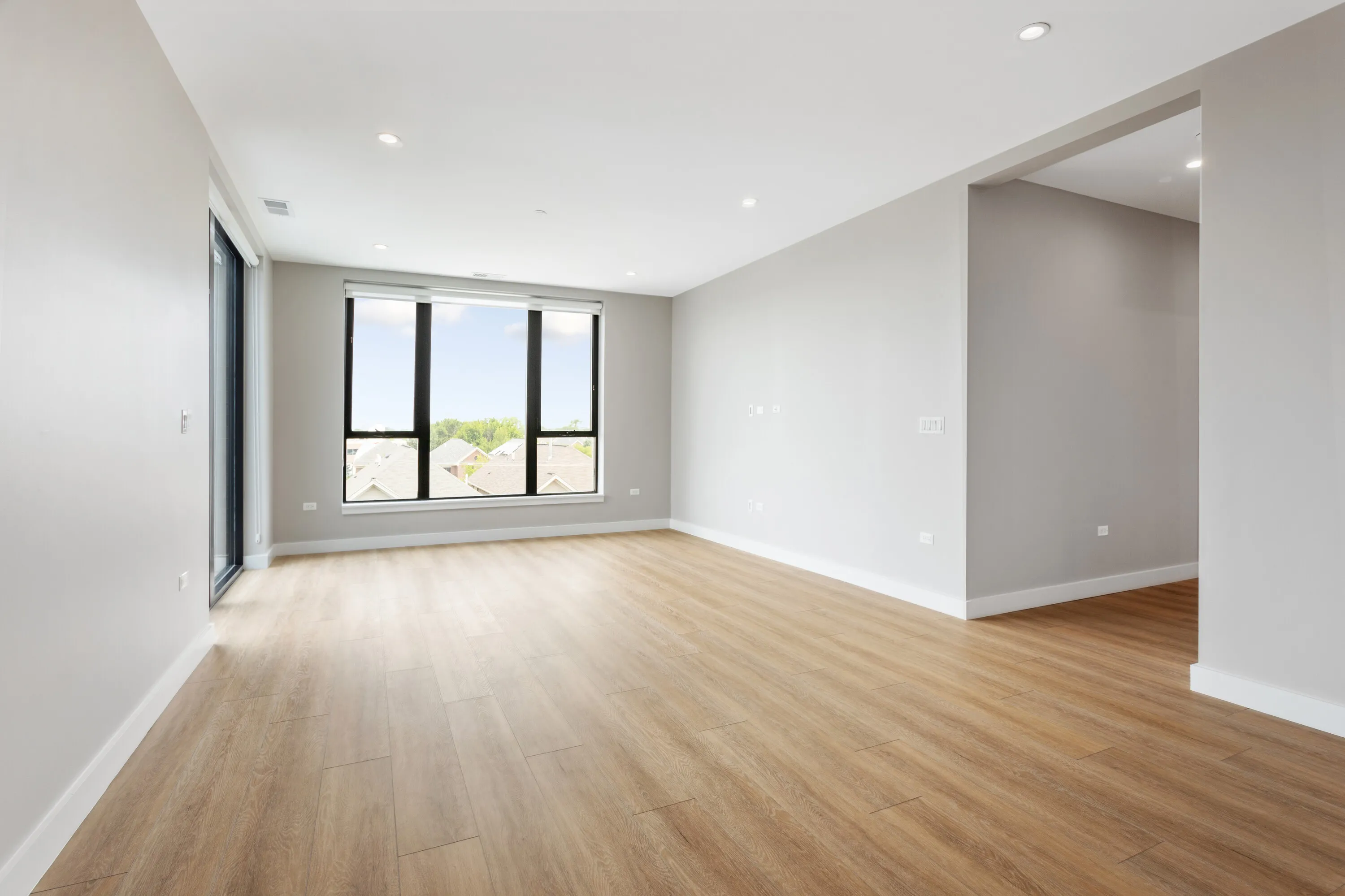 3604 N CAMPBELL AVE 60618-unit#404-Chicago-IL