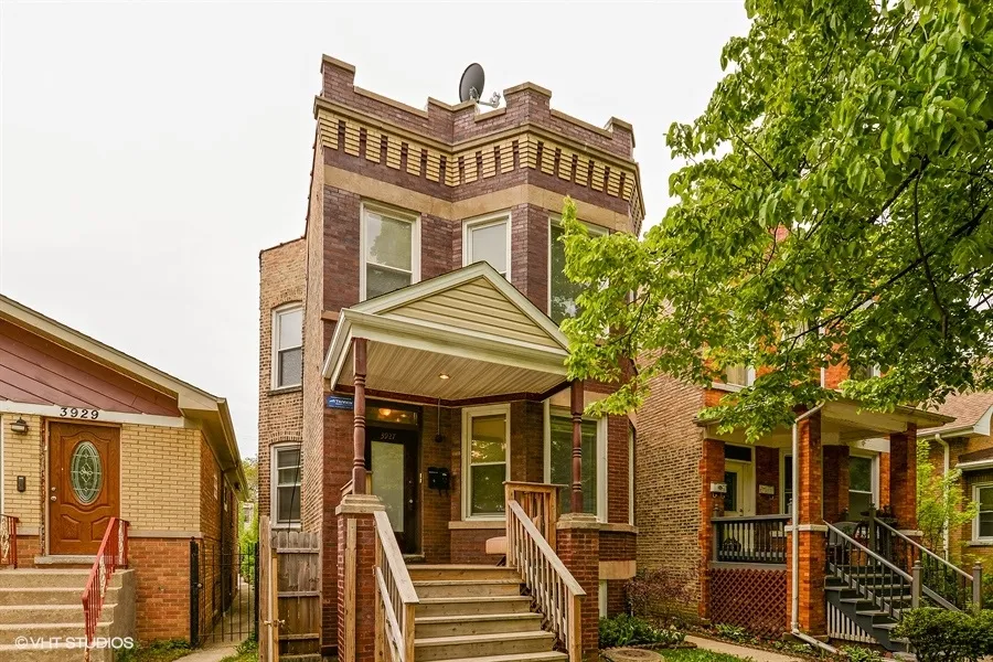3927 N ST LOUIS AVE 60618-unit#1-Chicago-IL