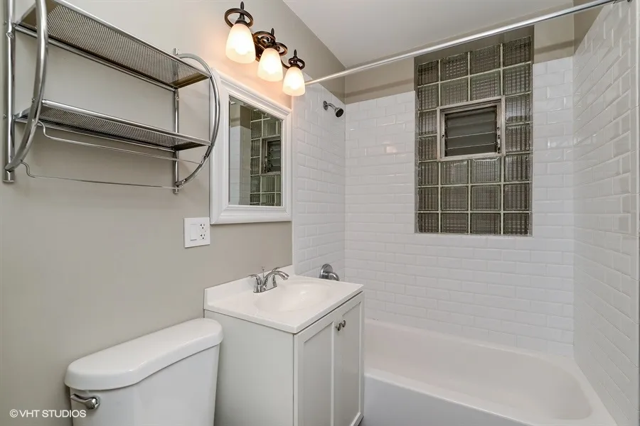 3927 N ST LOUIS AVE 60618-unit#1-Chicago-IL