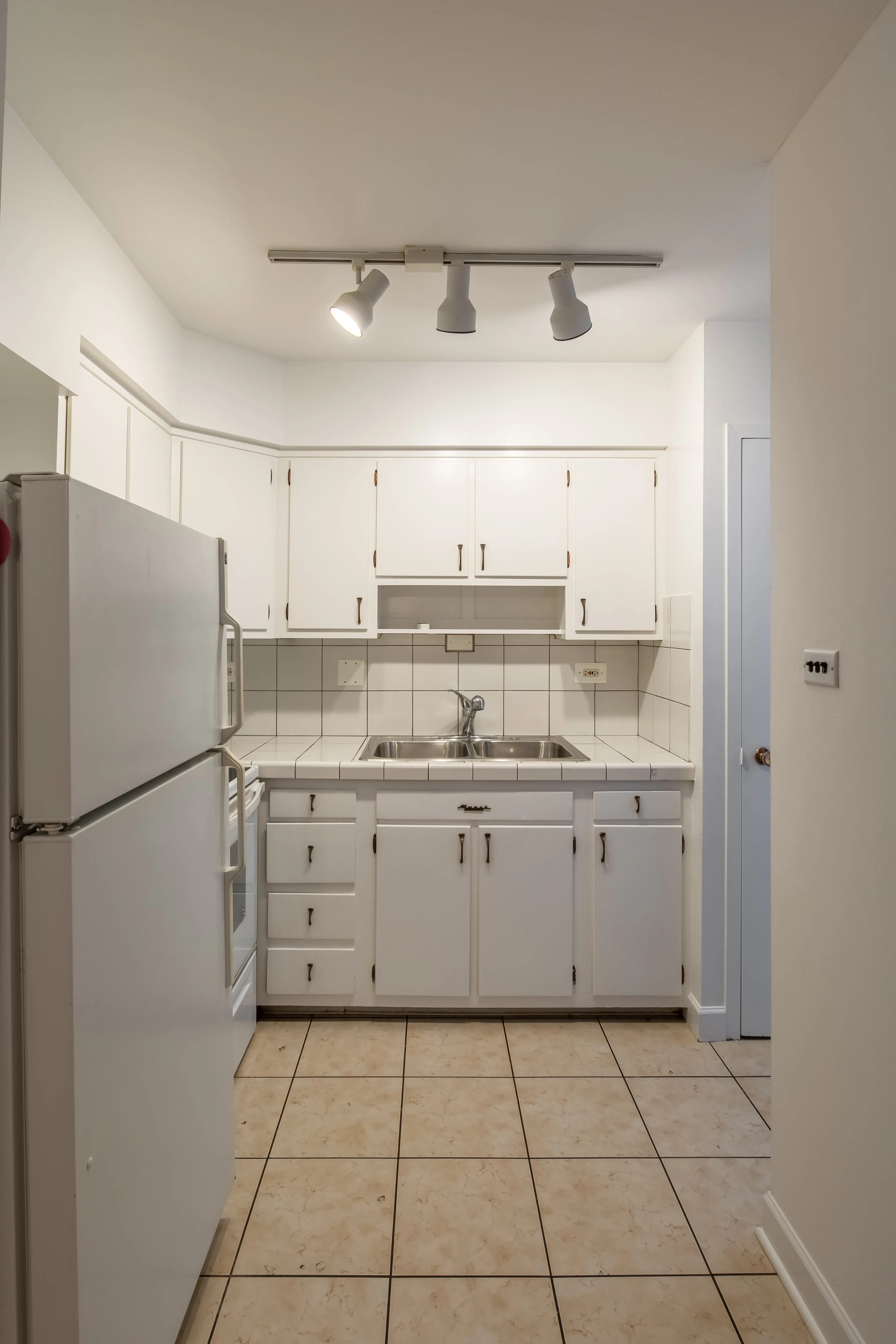 160 E LAKE ST 60126-unit#13A-Elmhurst-IL