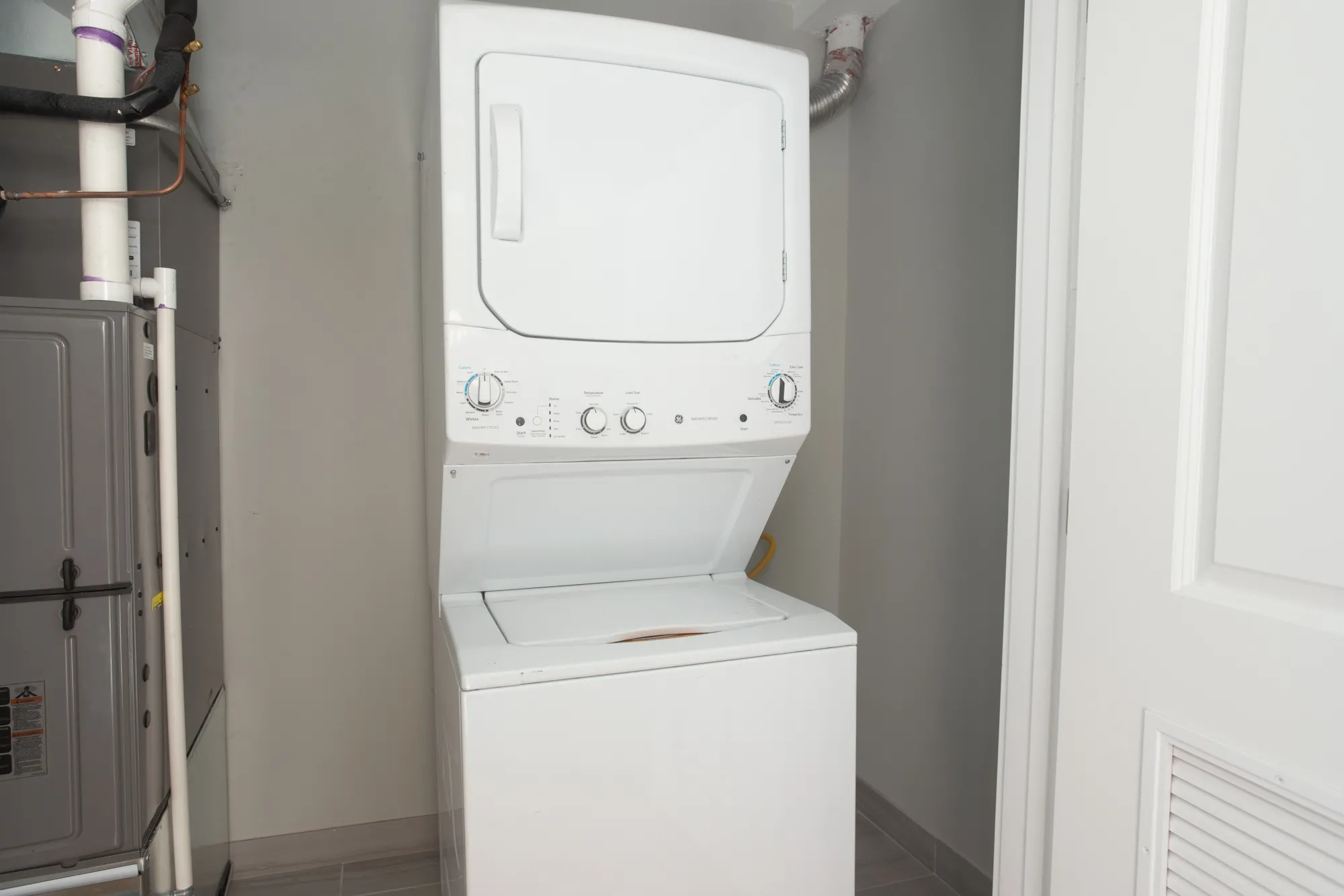 4409 N SEELEY AVE 60625-unit#1B-Chicago-IL