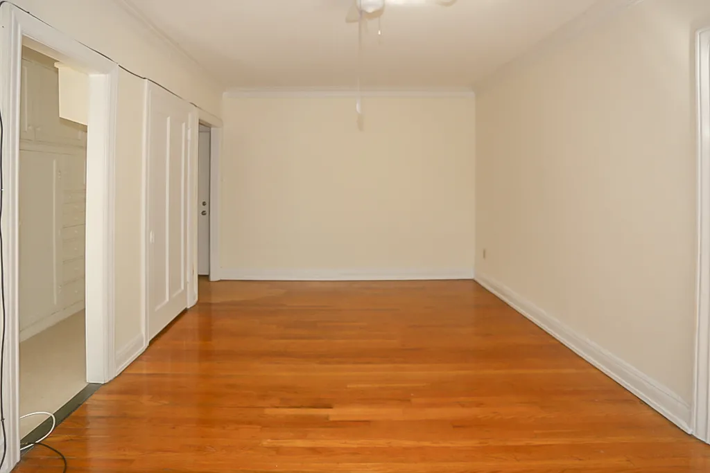 540 W BRIAR PL 60657-The Briar-unit#2C-Chicago-IL