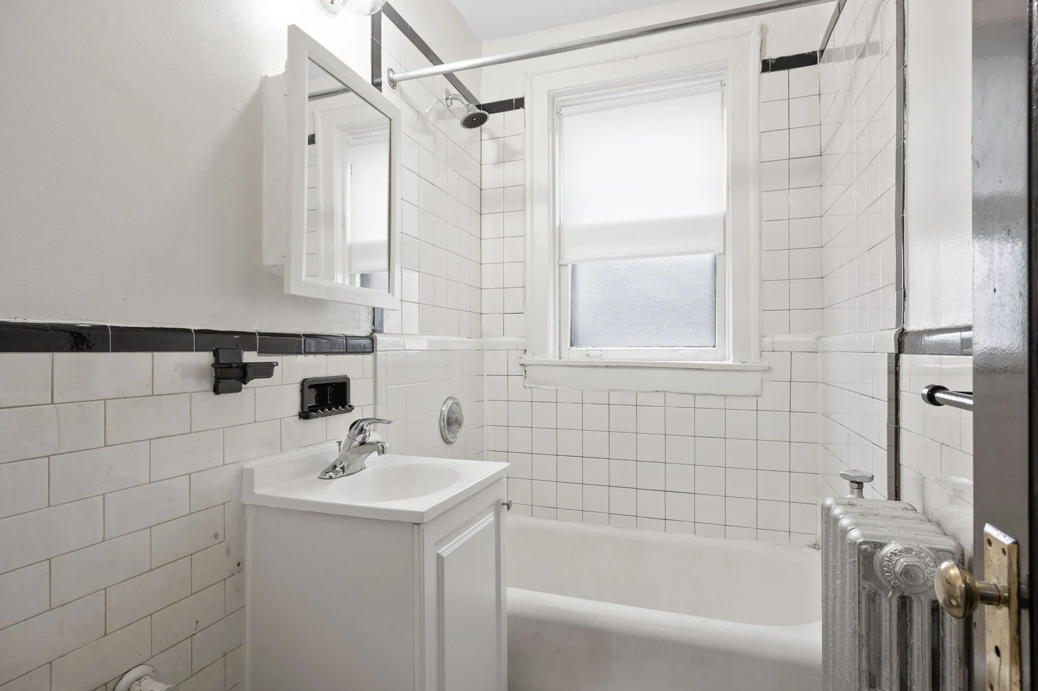 917 W EASTWOOD AVE 60640-The Eastwood-unit#Apt S-Chicago-IL