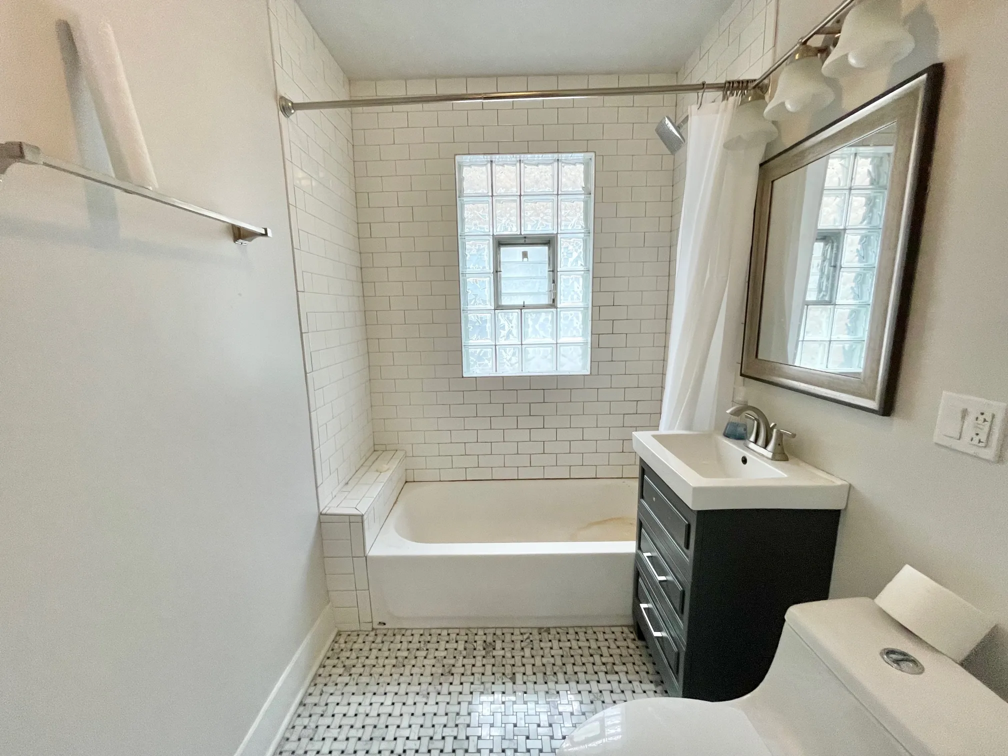 3818 N KENNETH AVE 60641-unit#2-Chicago-IL
