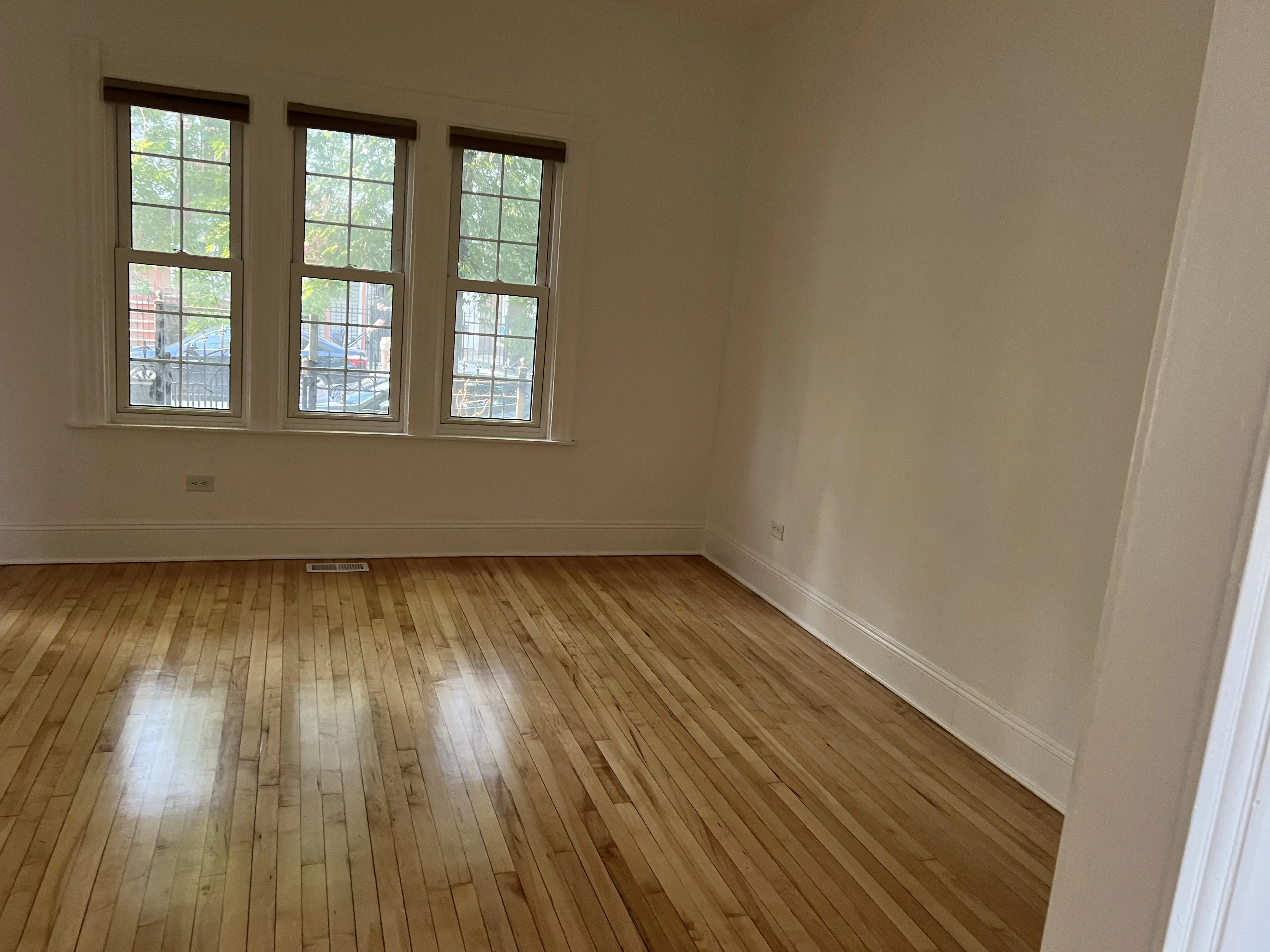 2849 W LYNDALE ST 60647-unit#1st-Chicago-IL