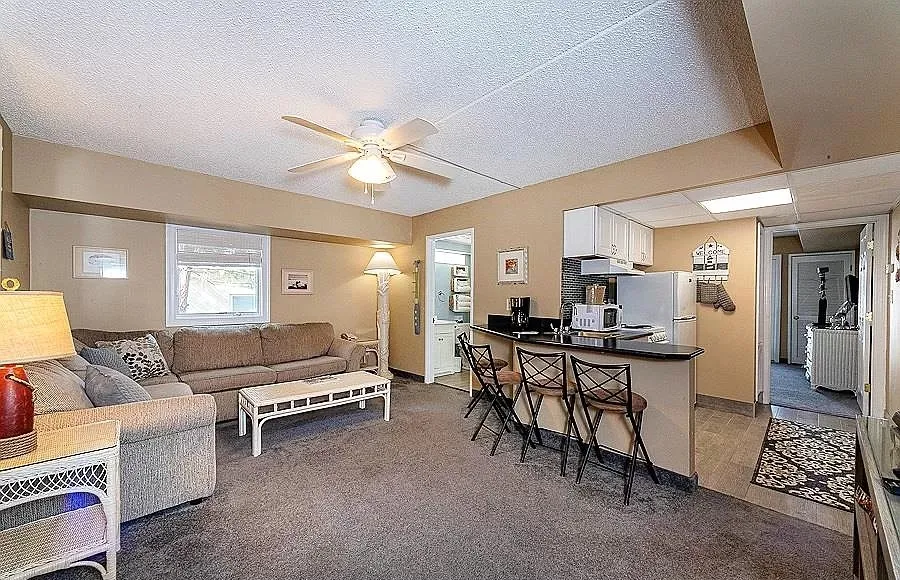 70 E SCOTT ST 60610-unit#1-Chicago-IL