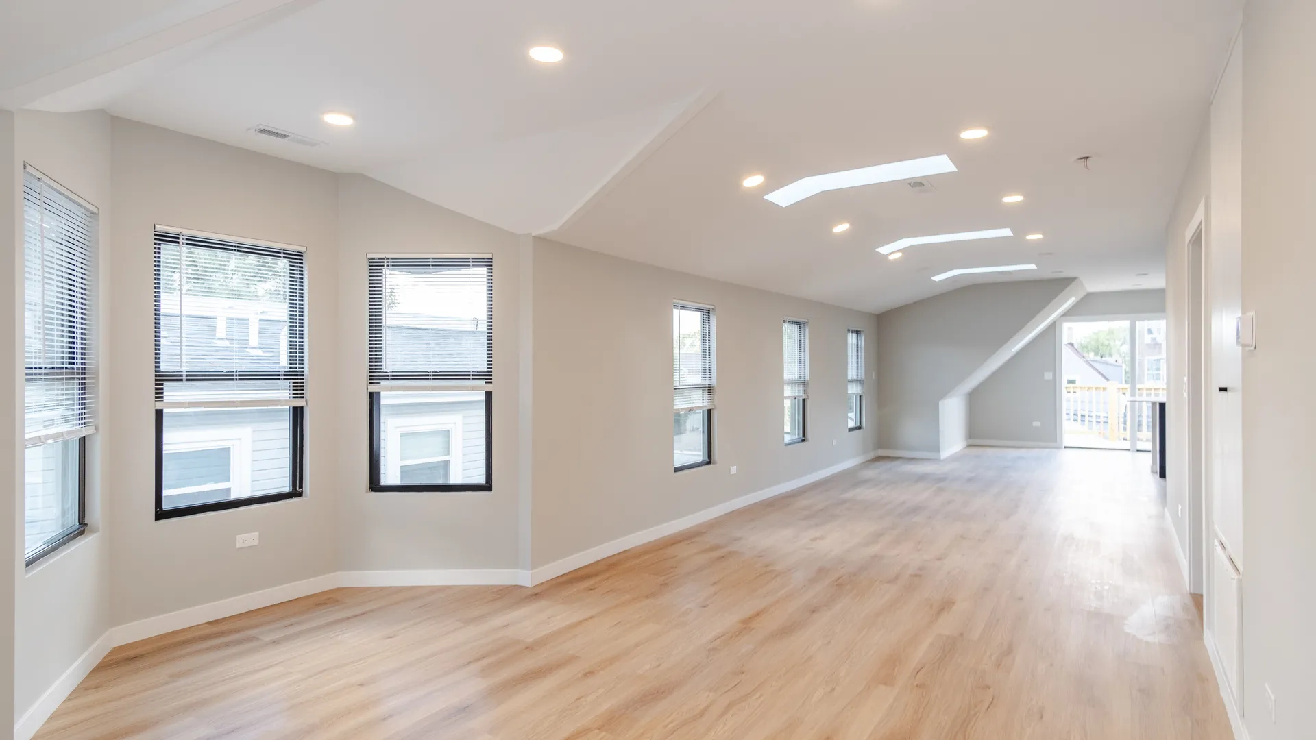 3520 W SHAKESPEARE AVE 60647-unit#3-Chicago-IL