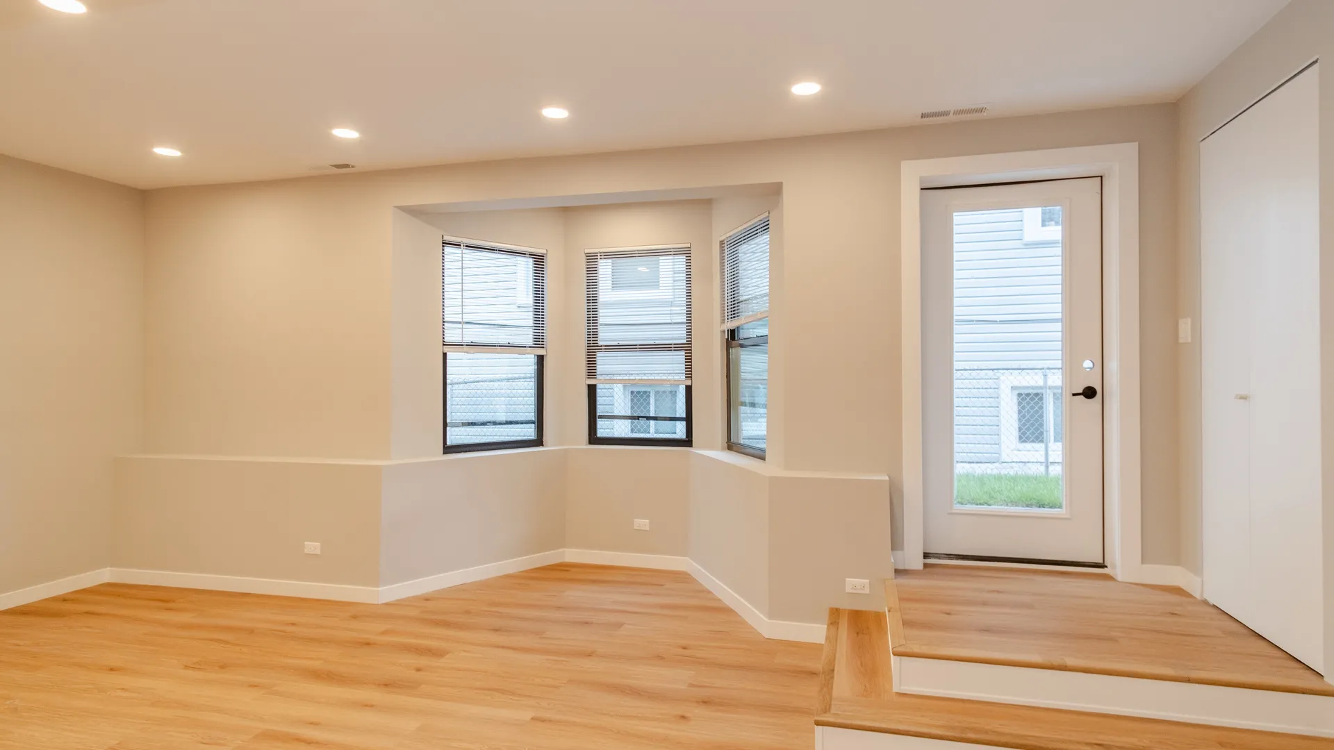 3520 W SHAKESPEARE AVE 60647-unit#3-Chicago-IL