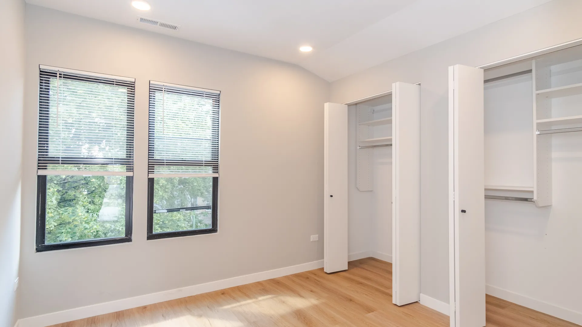 3520 W SHAKESPEARE AVE 60647-unit#2-Chicago-IL