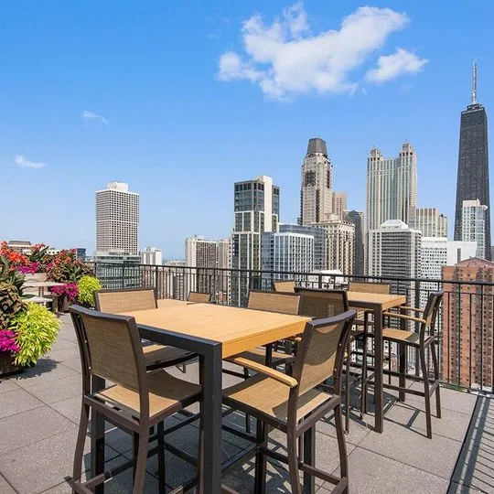 100 W CHESTNUT ST 60610-Room For Rent-unit#2502-Chicago-IL