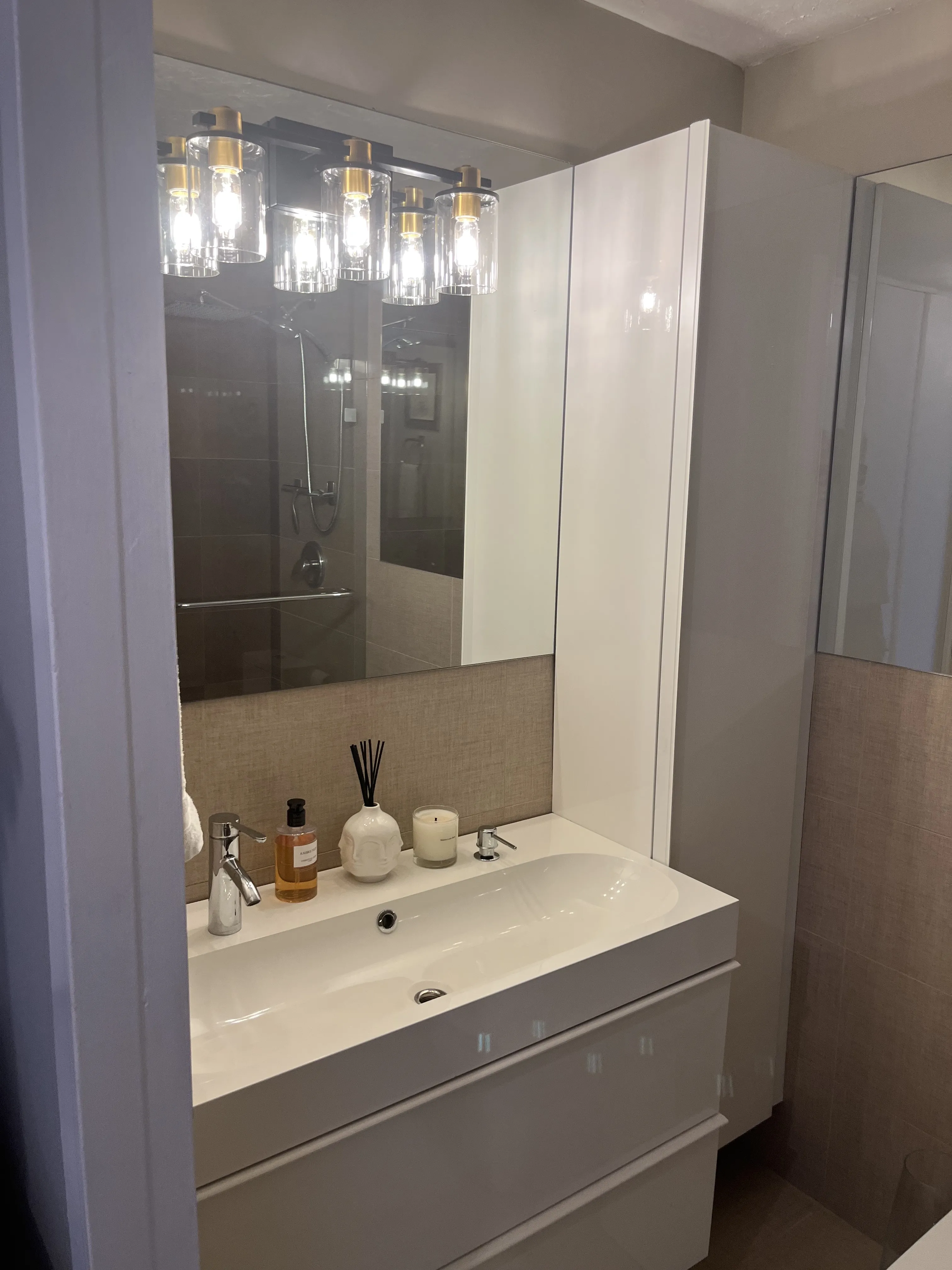 1030 N STATE ST 60610-Newberry Plaza -unit#49M-Chicago-IL