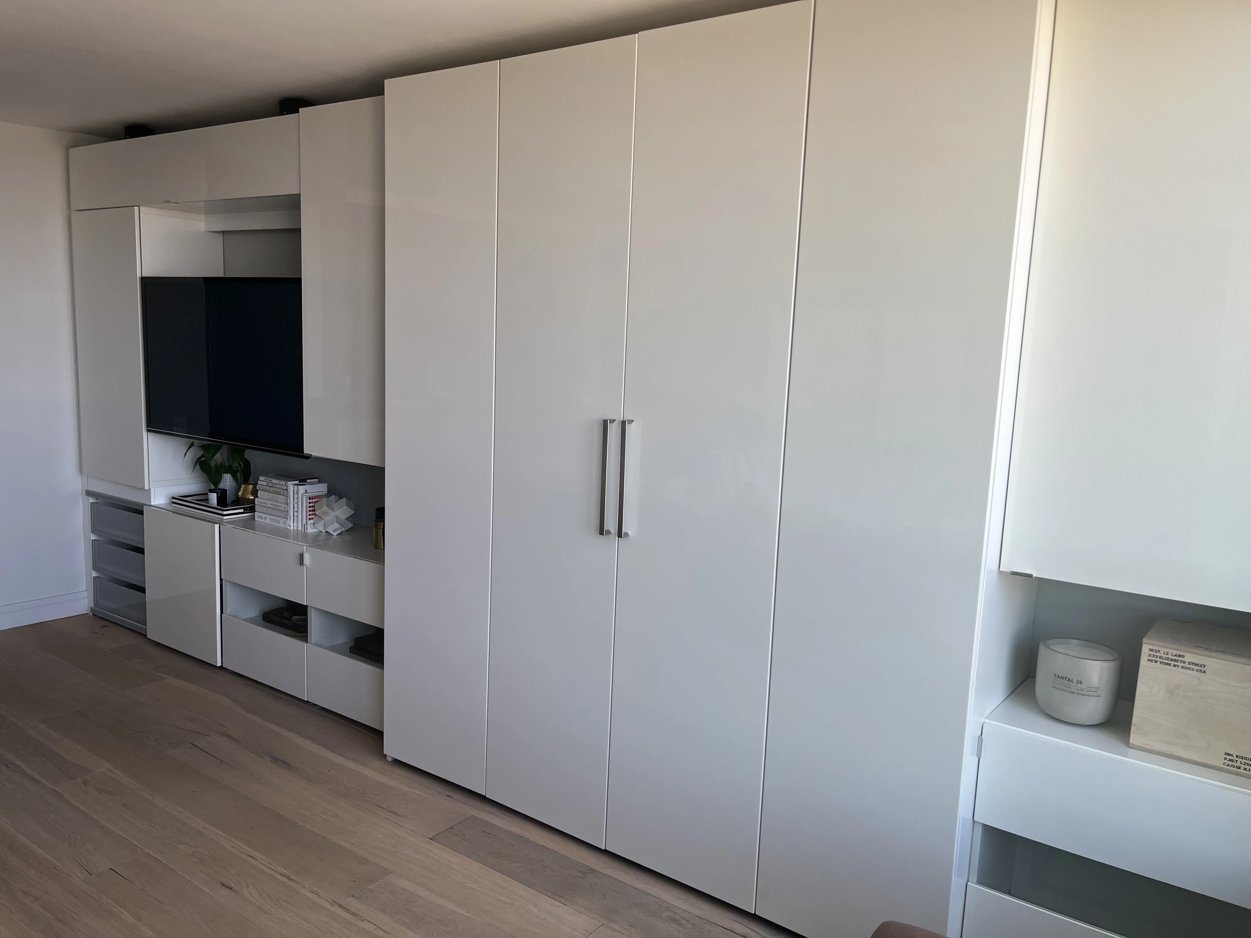 1030 N STATE ST 60610-Newberry Plaza -unit#49M-Chicago-IL