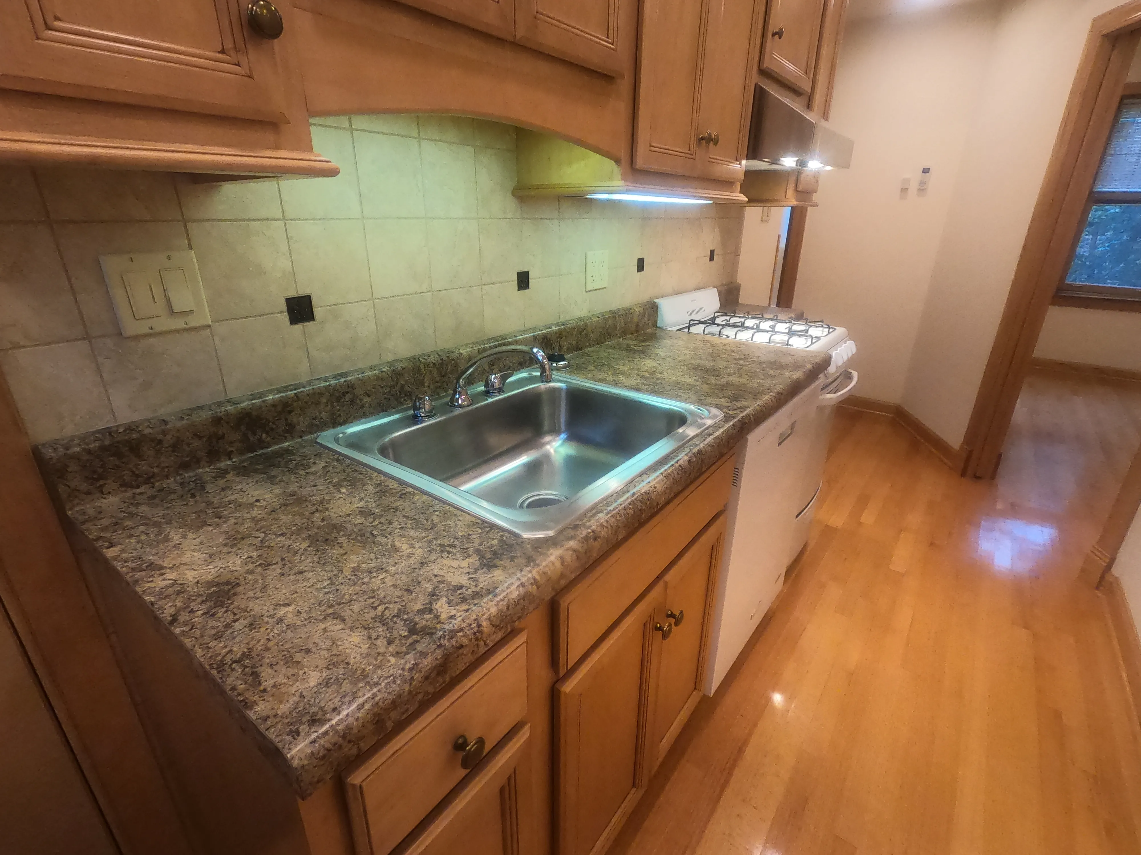 3744 1/2 N SHEFFIELD AVE 60613-Sheffield Apartments-unit#2B-Chicago-IL