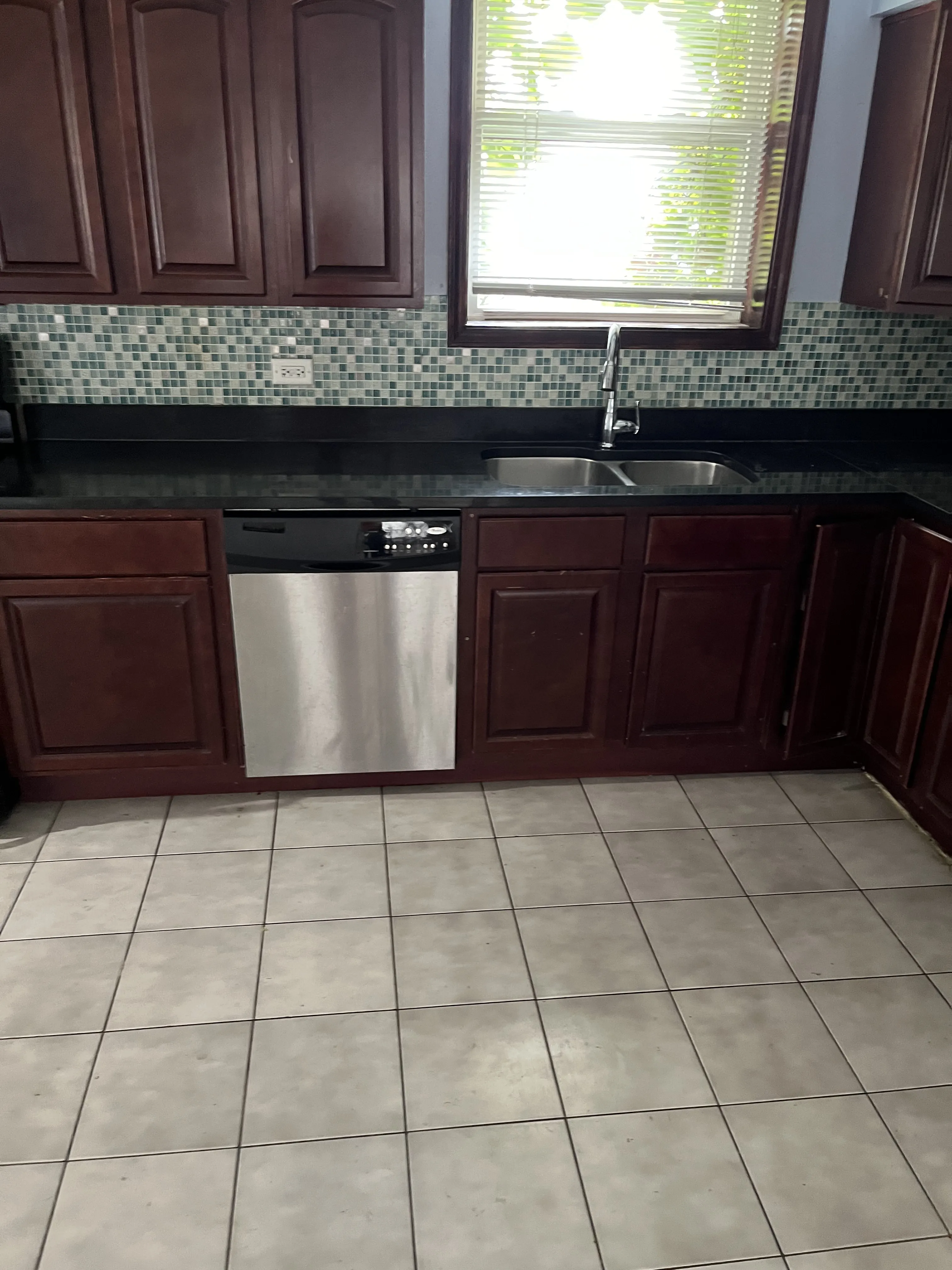 1521 W JUNEWAY TER 60626-The Juneway-unit#2-Chicago-IL
