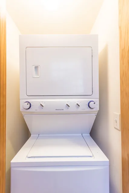 1423 W FLMORE ST 60607-unit#1-Chicago-IL