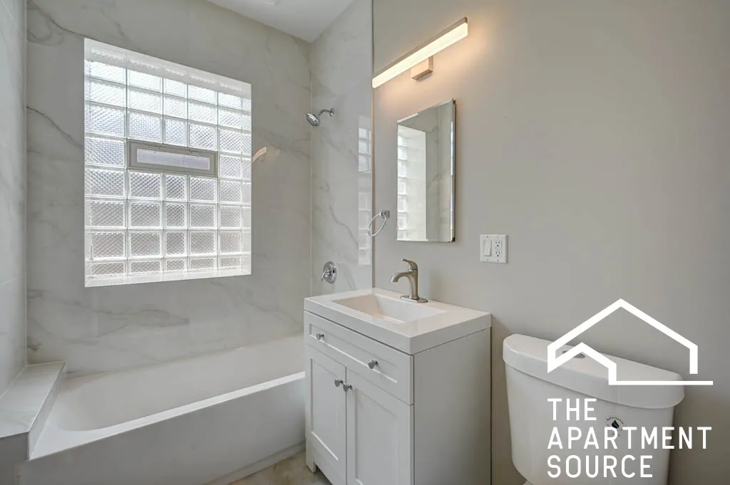 1042 N KEDZIE AVE 60651-unit#2-Chicago-IL