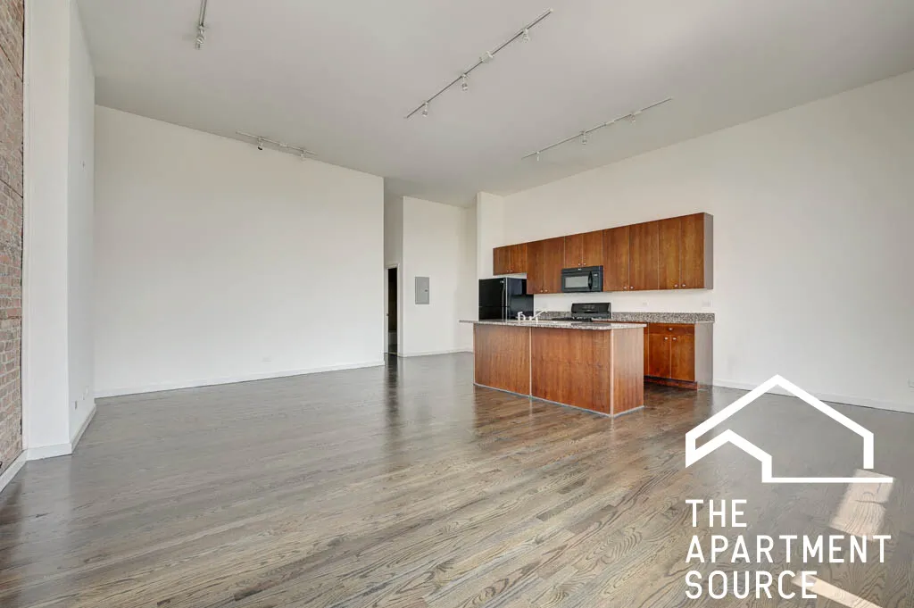 2401 W NORTH AVE 60647-unit#302-Chicago-IL