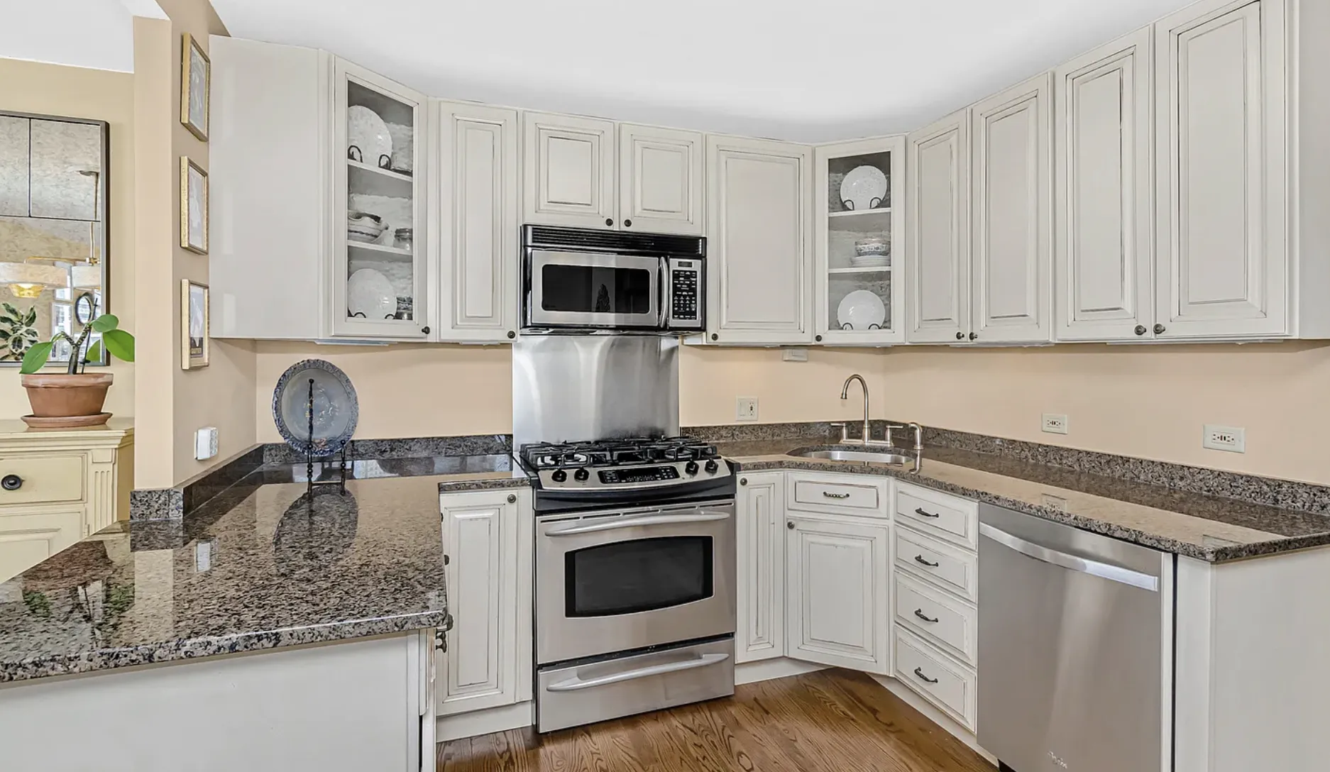 400 E RANDOLPH ST 60601-Outer Drive East-unit#3710-Chicago-IL