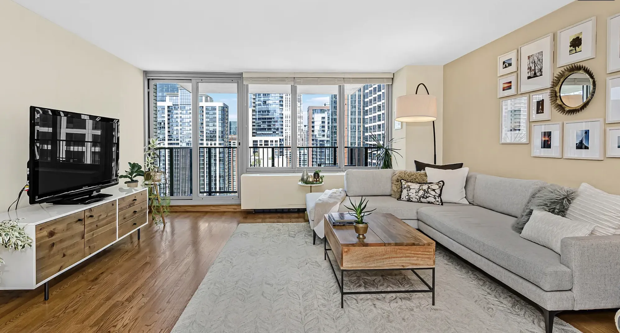 400 E RANDOLPH ST 60601-Outer Drive East-unit#3710-Chicago-IL