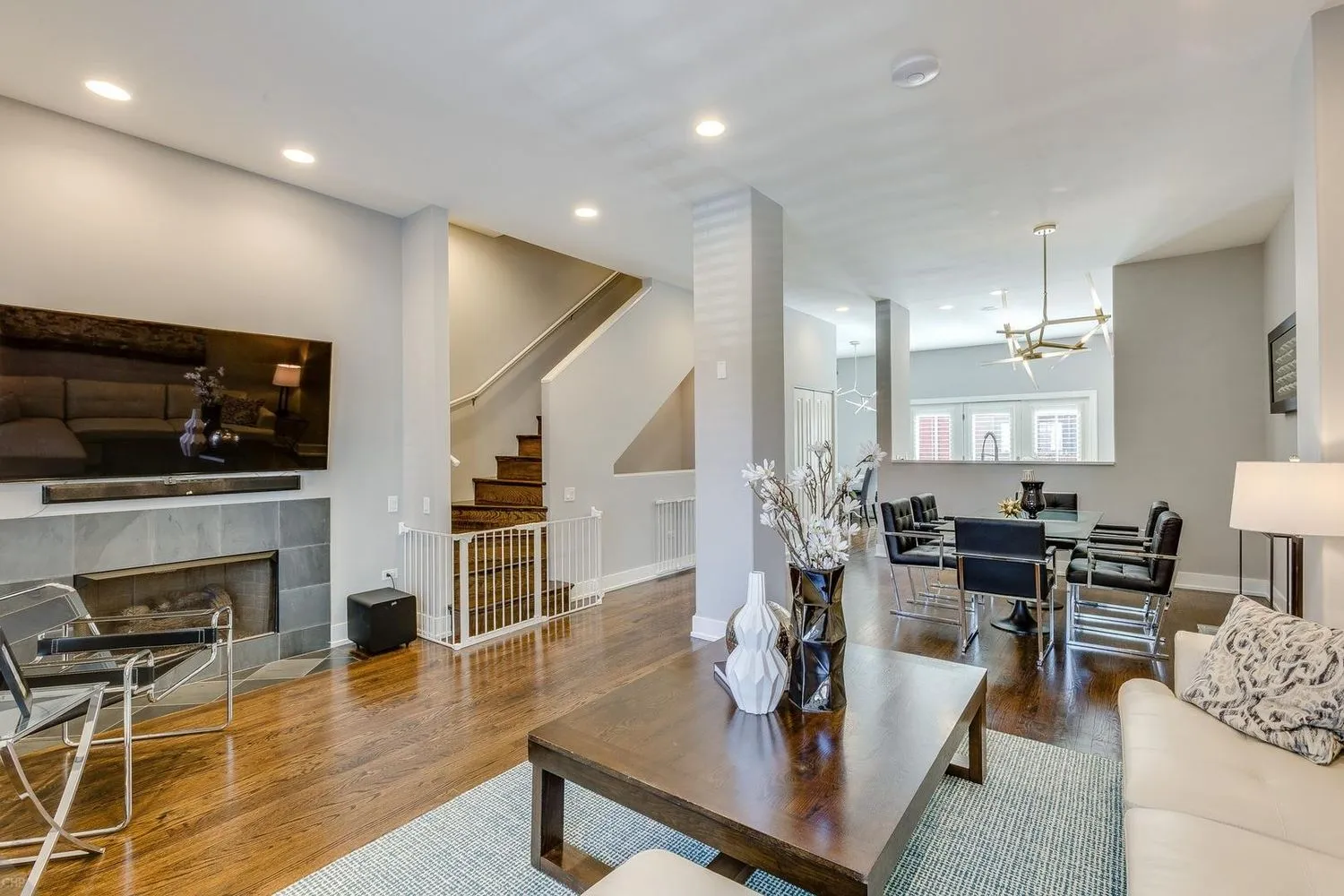 111 S ABERDEEN ST 60607-Chicago-IL