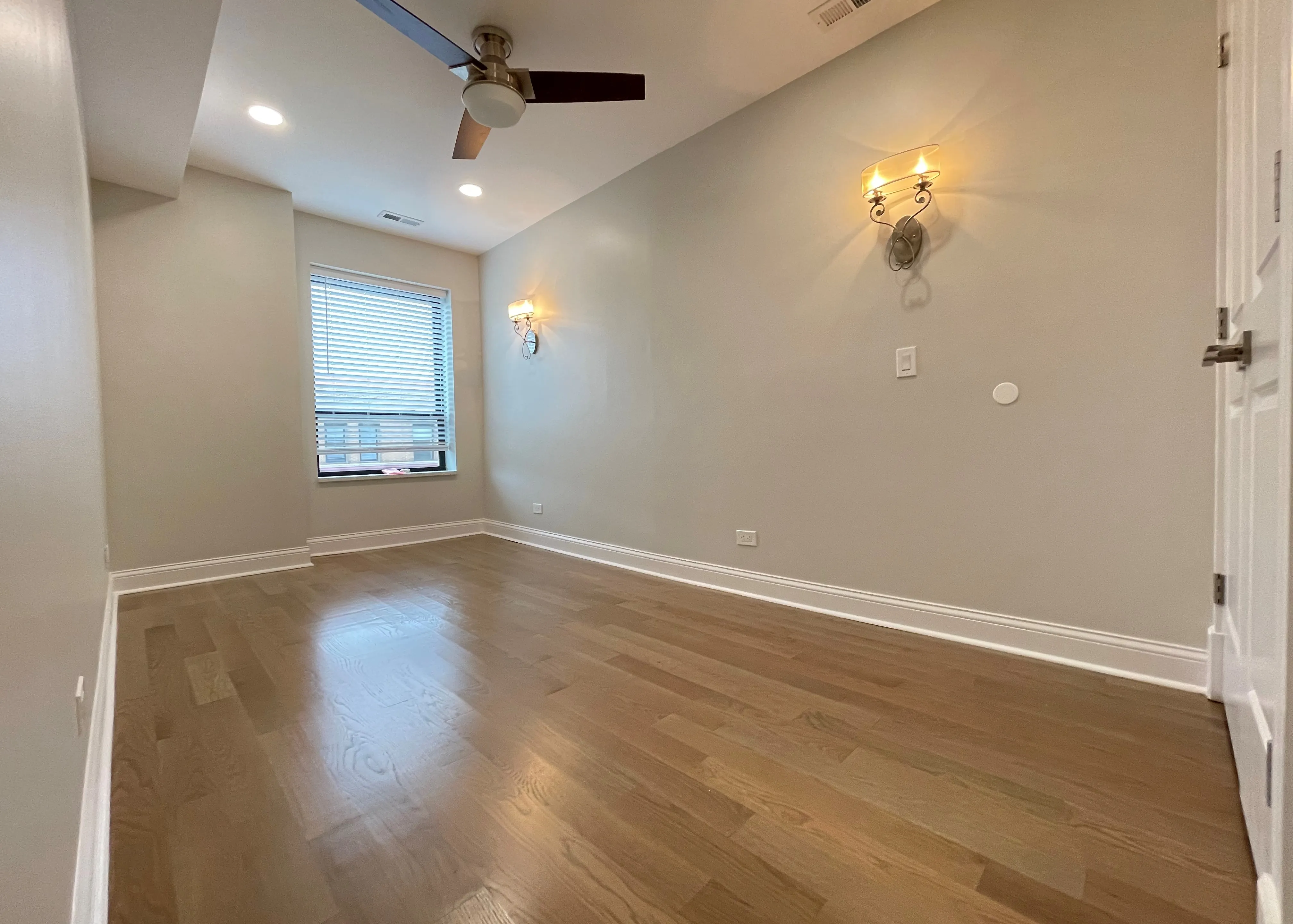 4552 N CLARK ST 60640-The Clark Apartments-unit#323-Chicago-IL