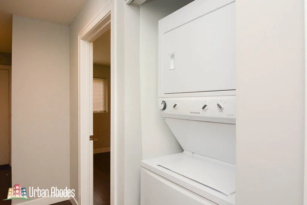 1352 N CLEVELAND AVE 60610-unit#2-Chicago-IL