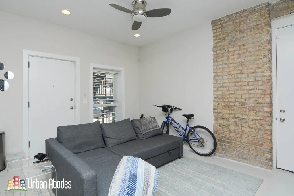 4016 N KENMORE AVE 60613-unit#1SW-Chicago-IL