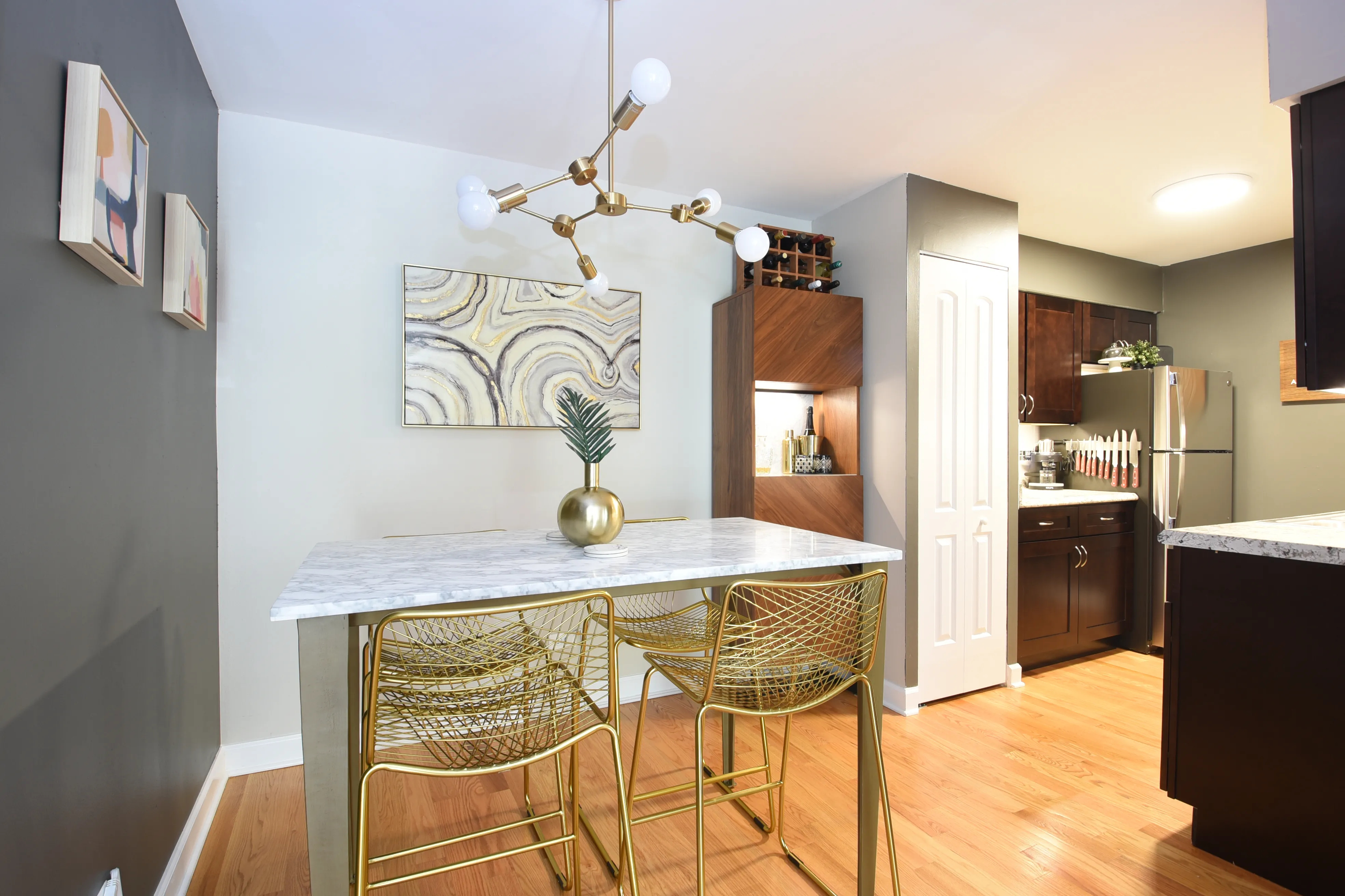 2930 N PINE GROVE AVE 60657-unit#401-Chicago-IL