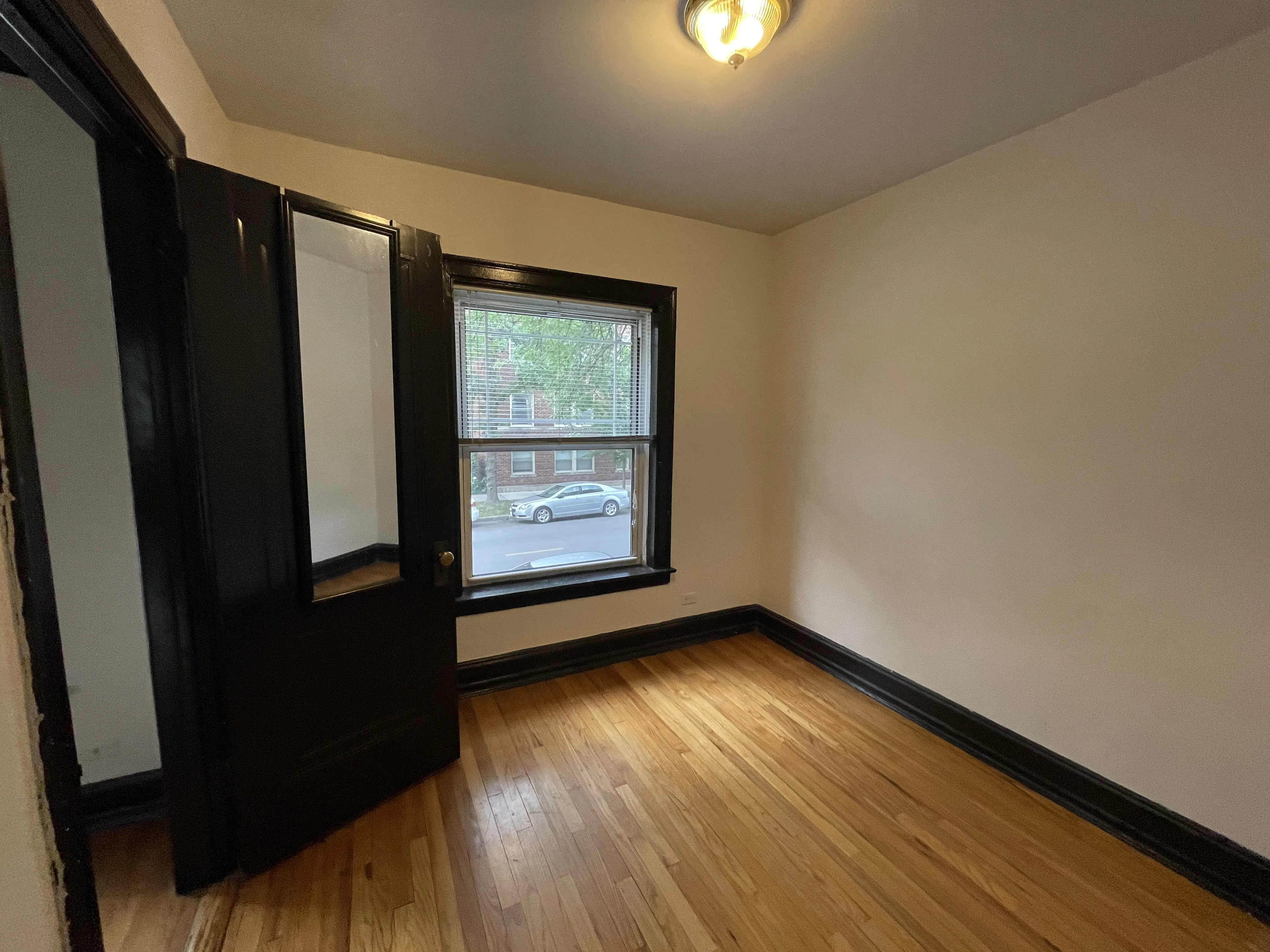 3657 N RACINE AVE 60613-Waveland Apartments-unit#01-Chicago-IL