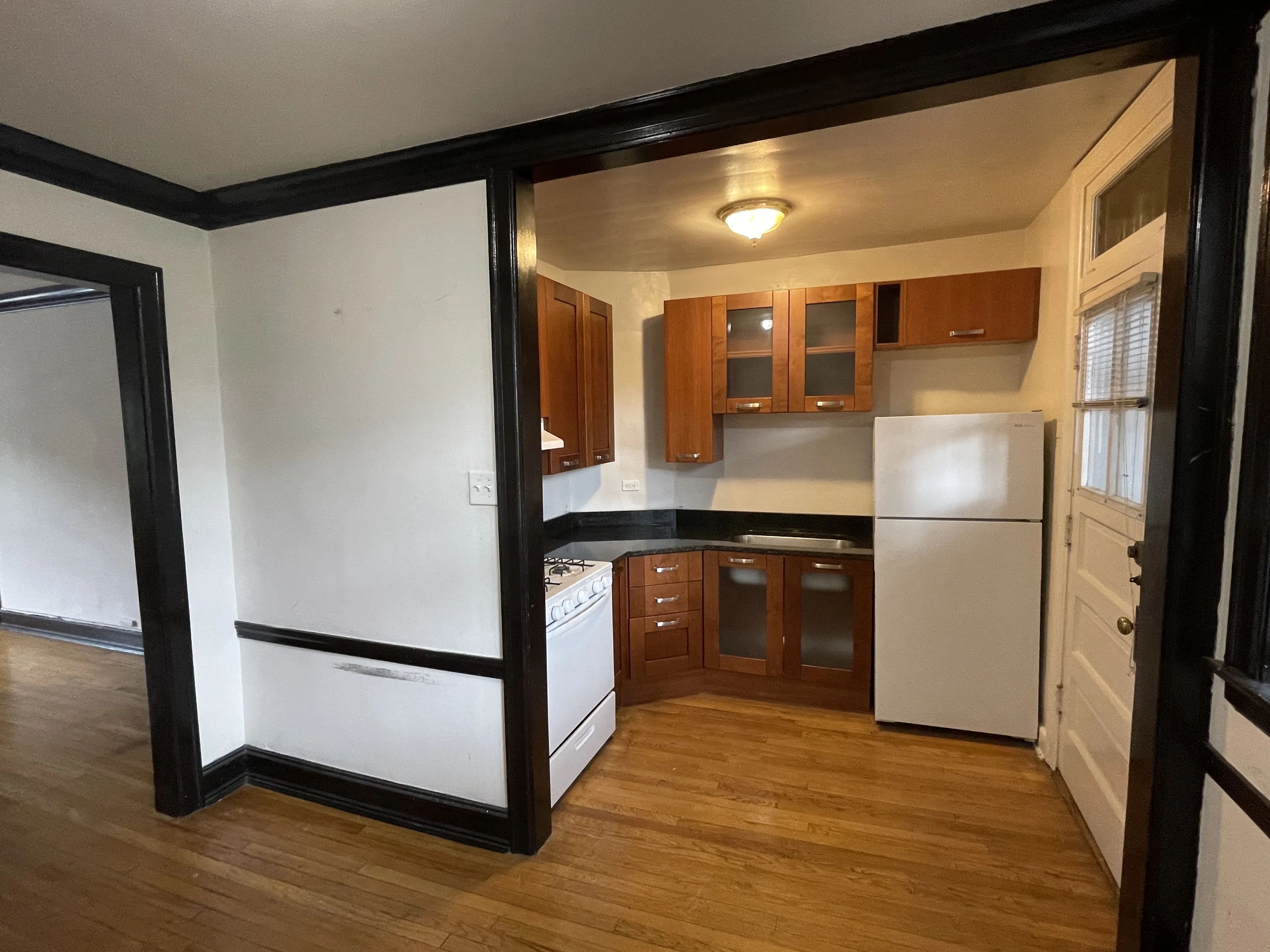 3657 N RACINE AVE 60613-Waveland Apartments-unit#01-Chicago-IL
