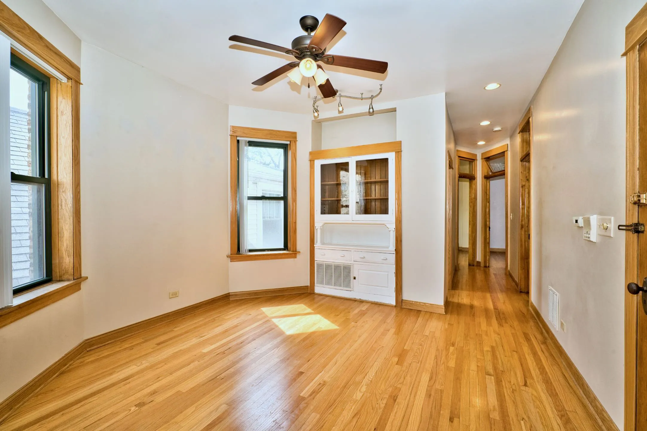 1649 W FOSTER AVE 60640-unit#02-Chicago-IL