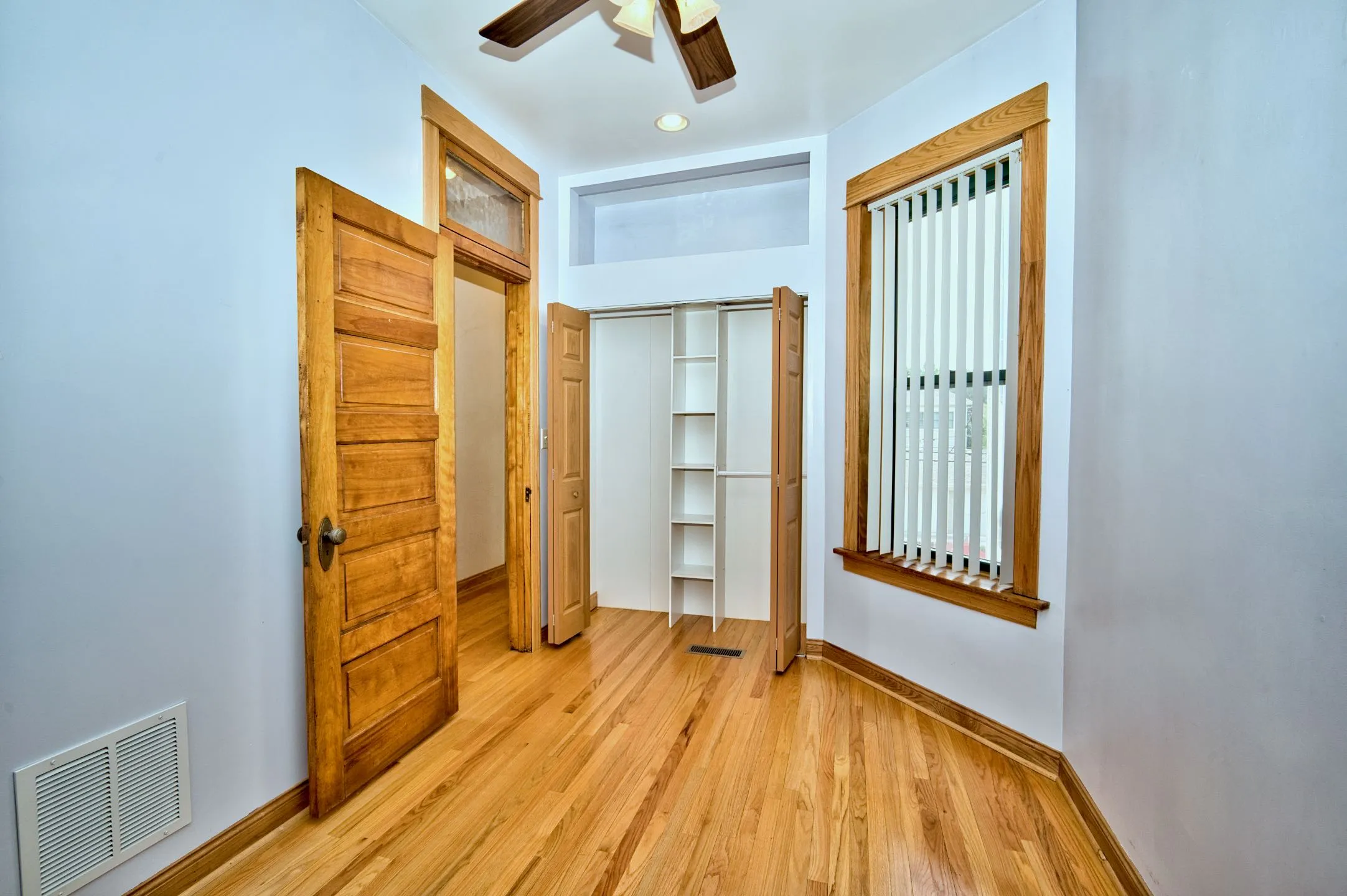 1649 W FOSTER AVE 60640-unit#02-Chicago-IL