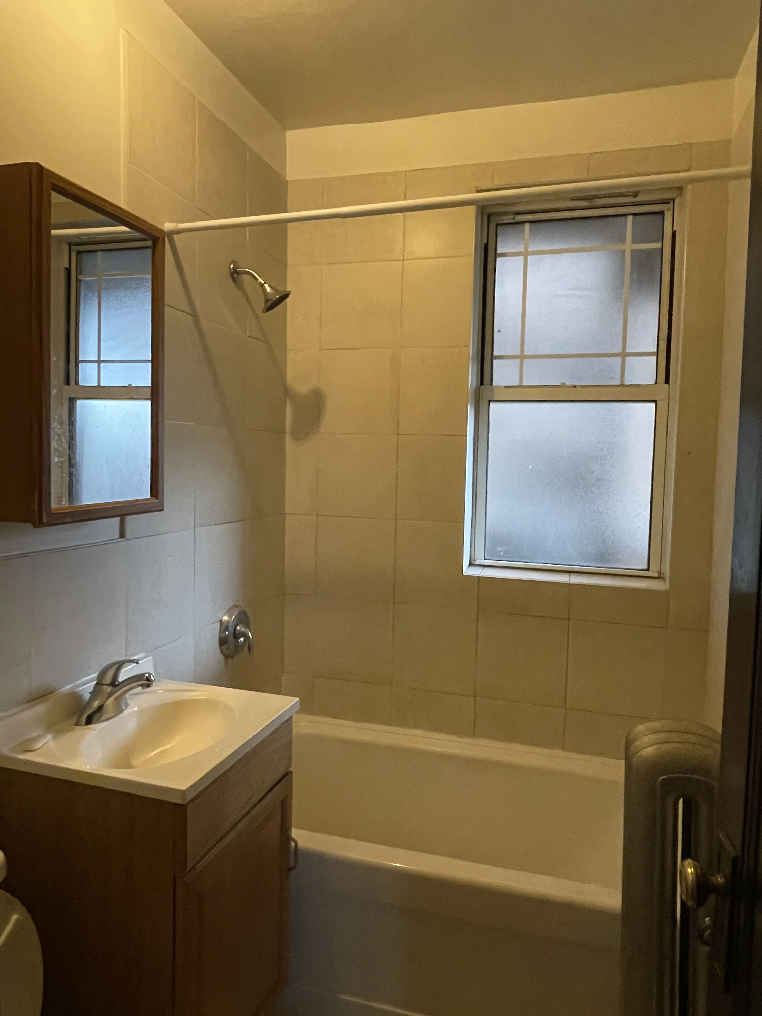 3657 N RACINE AVE 60613-Waveland Apartments-unit#01-Chicago-IL